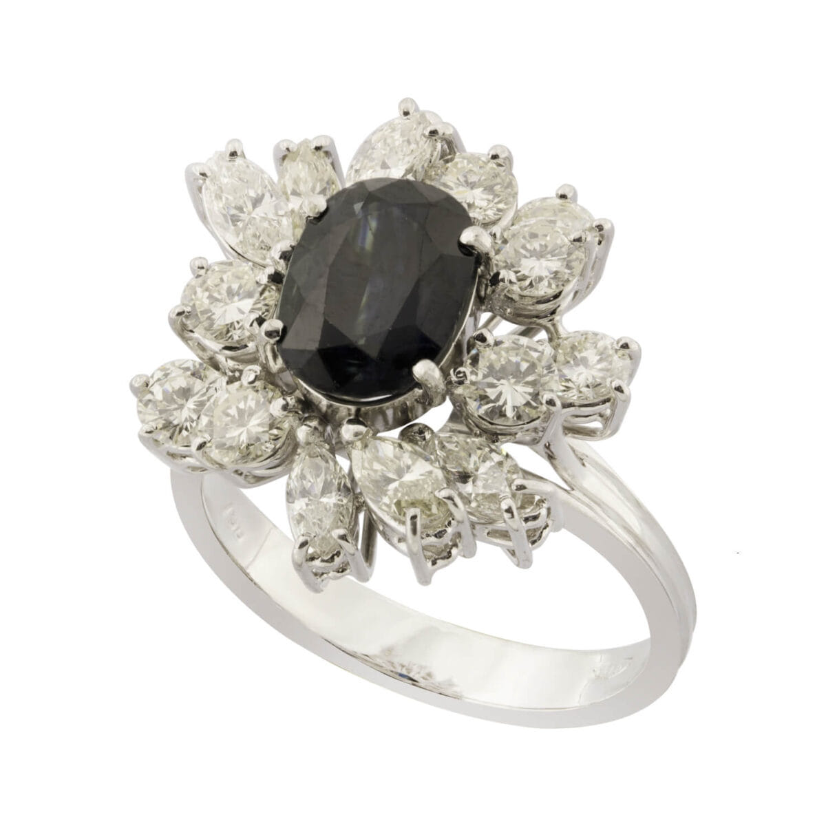 Anello in oro bianco con diamanti 2ct tot e zaffiro 2,30ct, certificato IGN