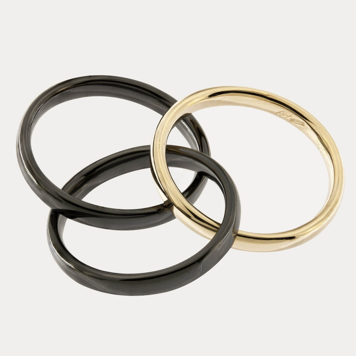 Anello in oro rosa 18kt e ceramica nera