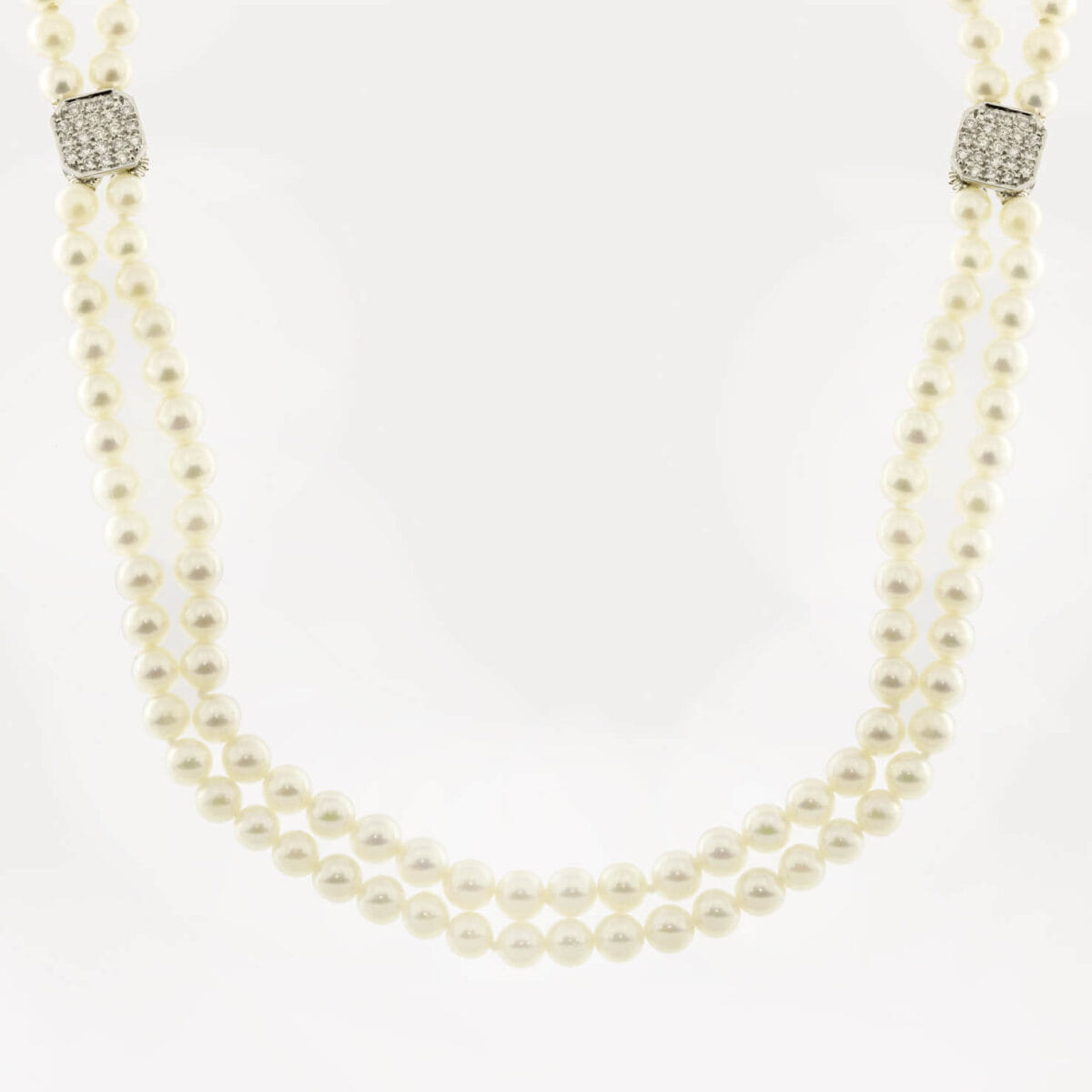 Collana di perle naturali 5mm e diamanti taglio round 0,50ct