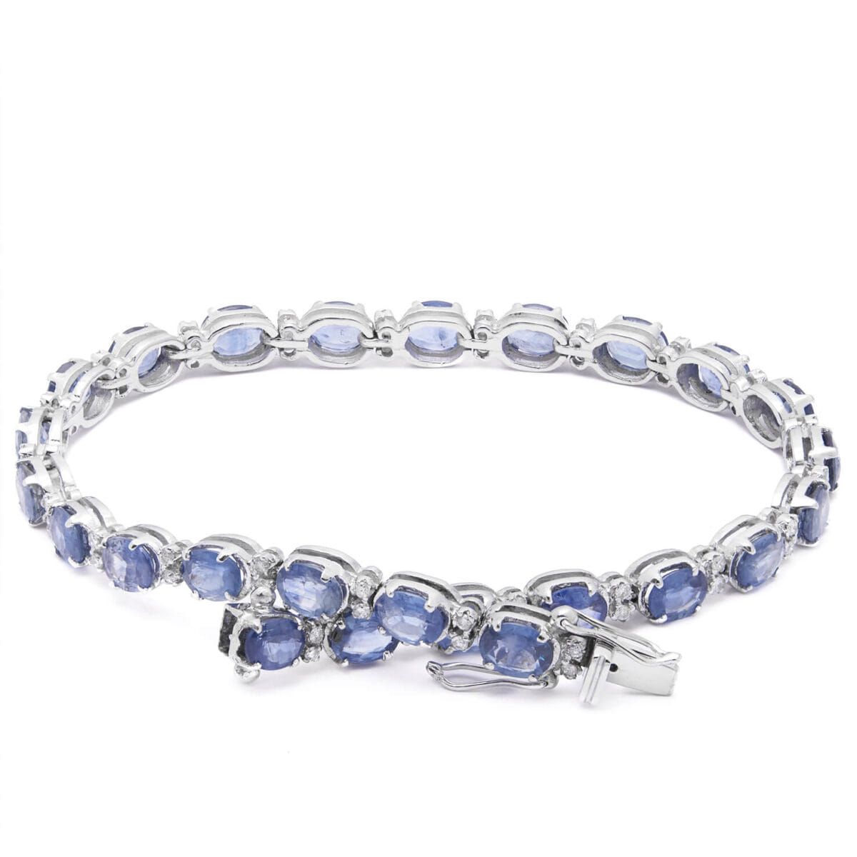 Bracciale in oro bianco con diamanti 0,25ct tot e zaffiri 7,5ct  tot