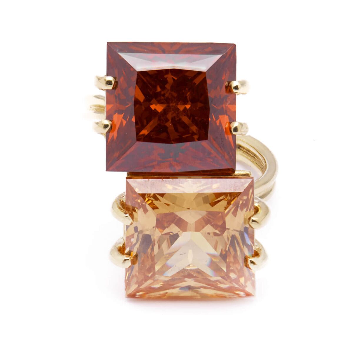 Anello contrariè in oro giallo con granati orange e red 16ct tot