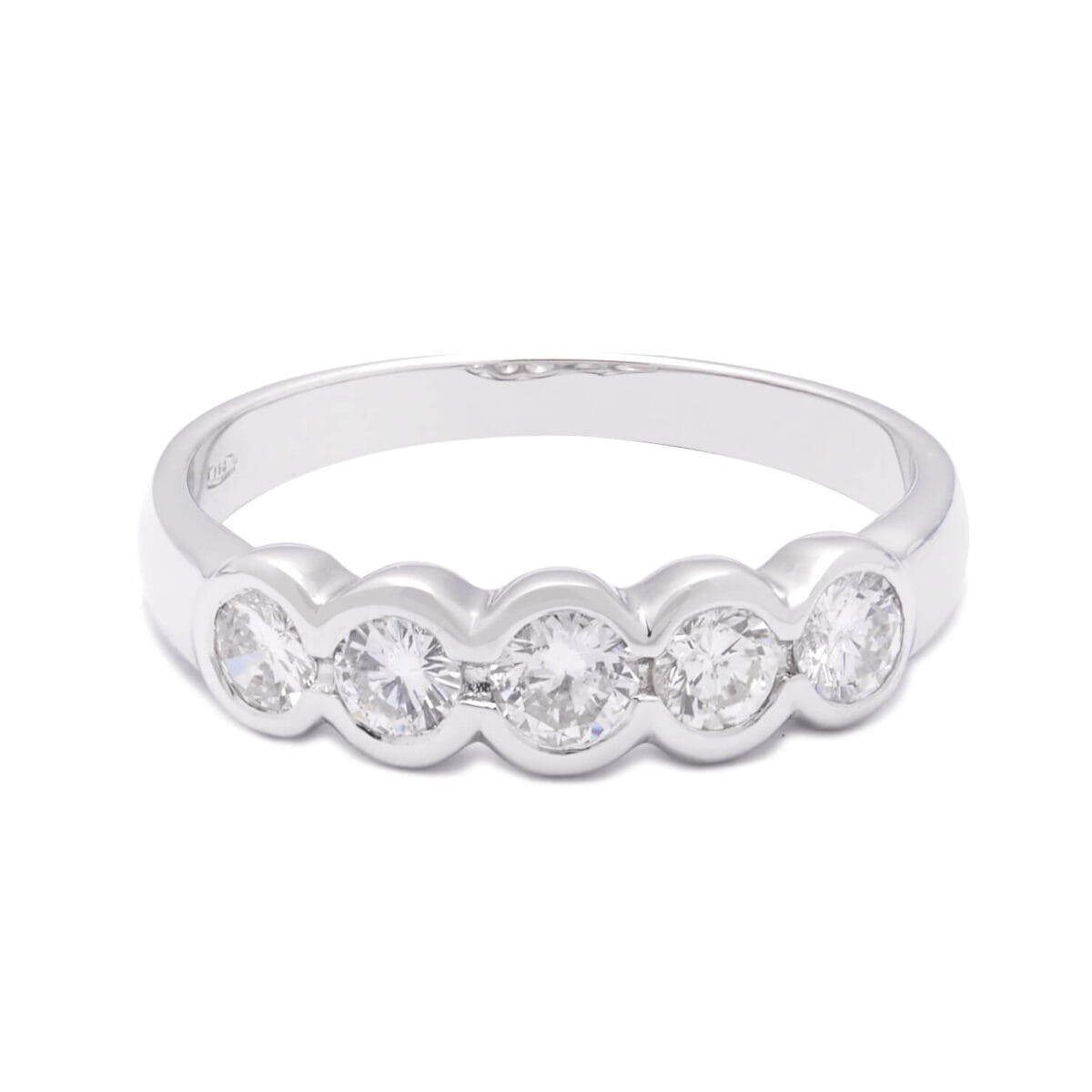 Anello veretta in oro bianco e diamanti 0,60ct tot