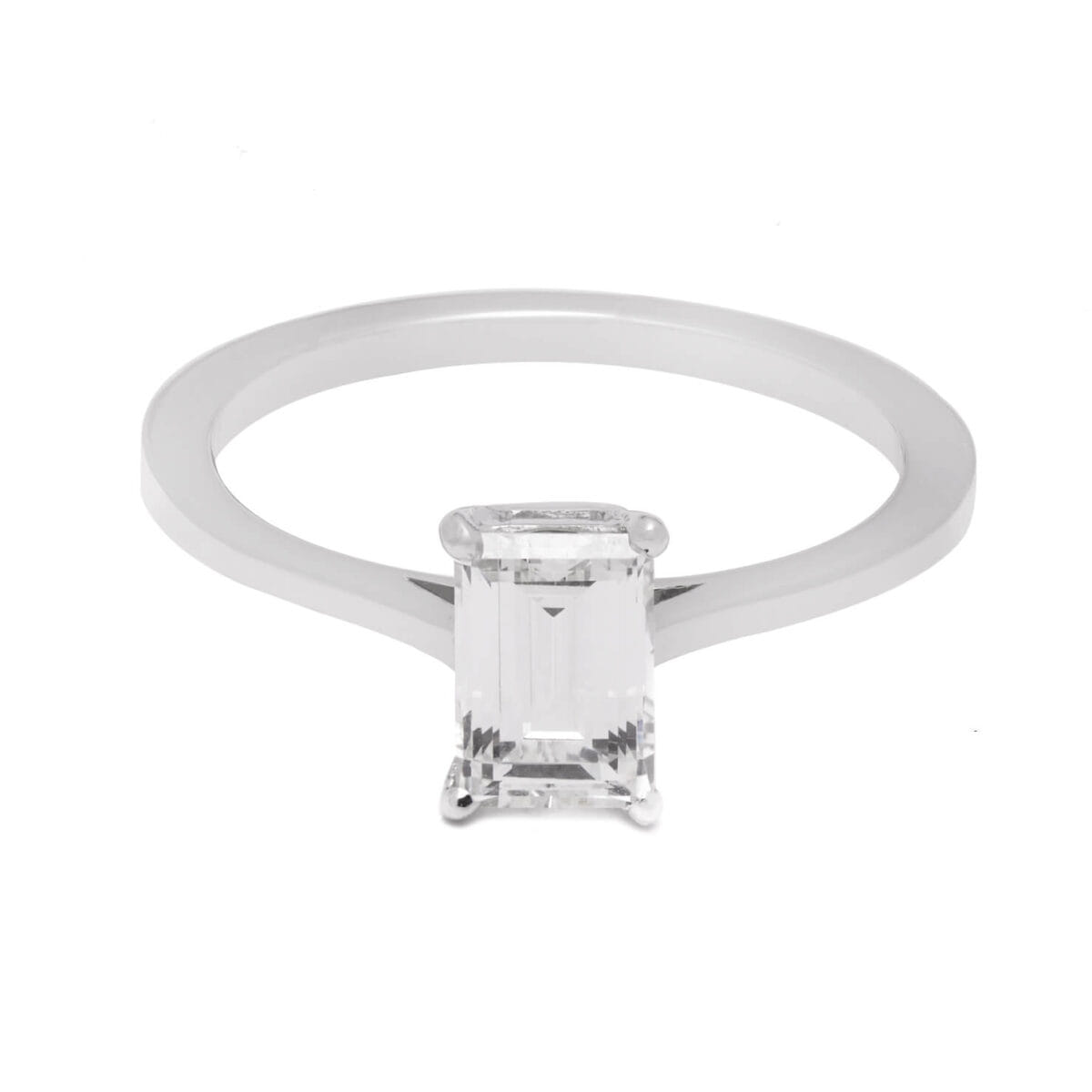 Anello solitario in oro bianco con diamante emerald 1,04ct