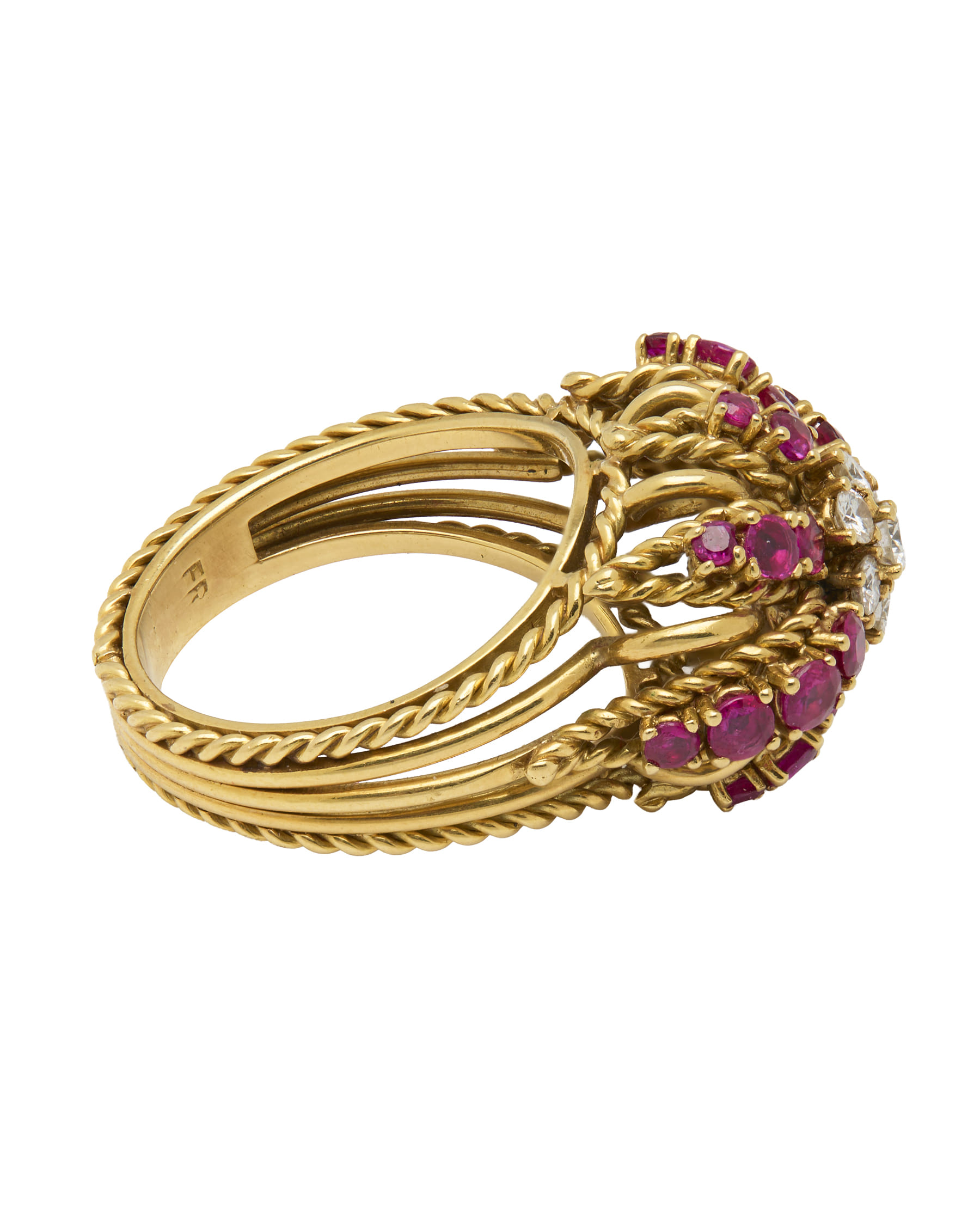 Anello in oro giallo con lavorazione intrecciata con rubini e diamanti-2