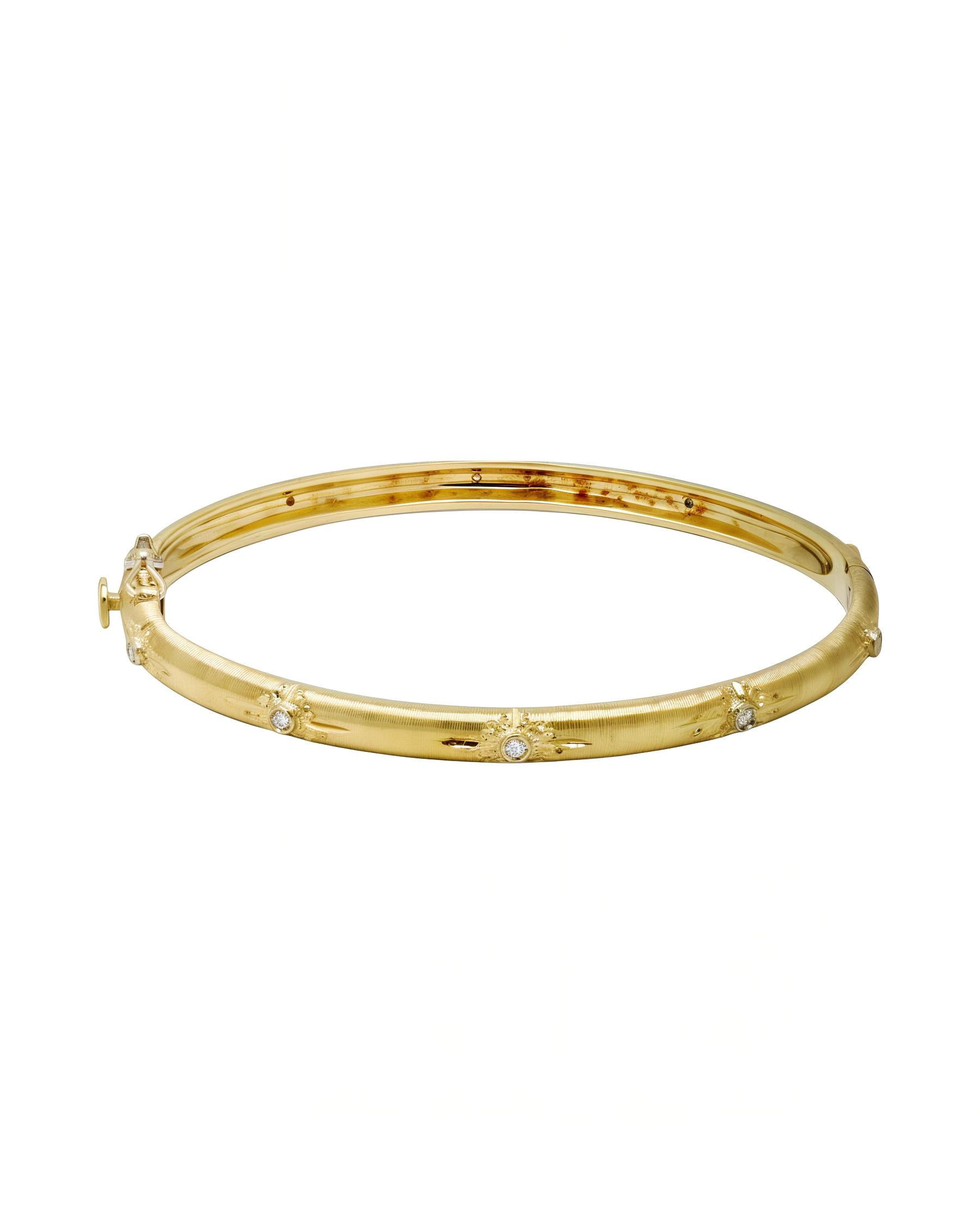 Bracciale rigido in oro giallo con lavorazione fiorentina e diamanti-1