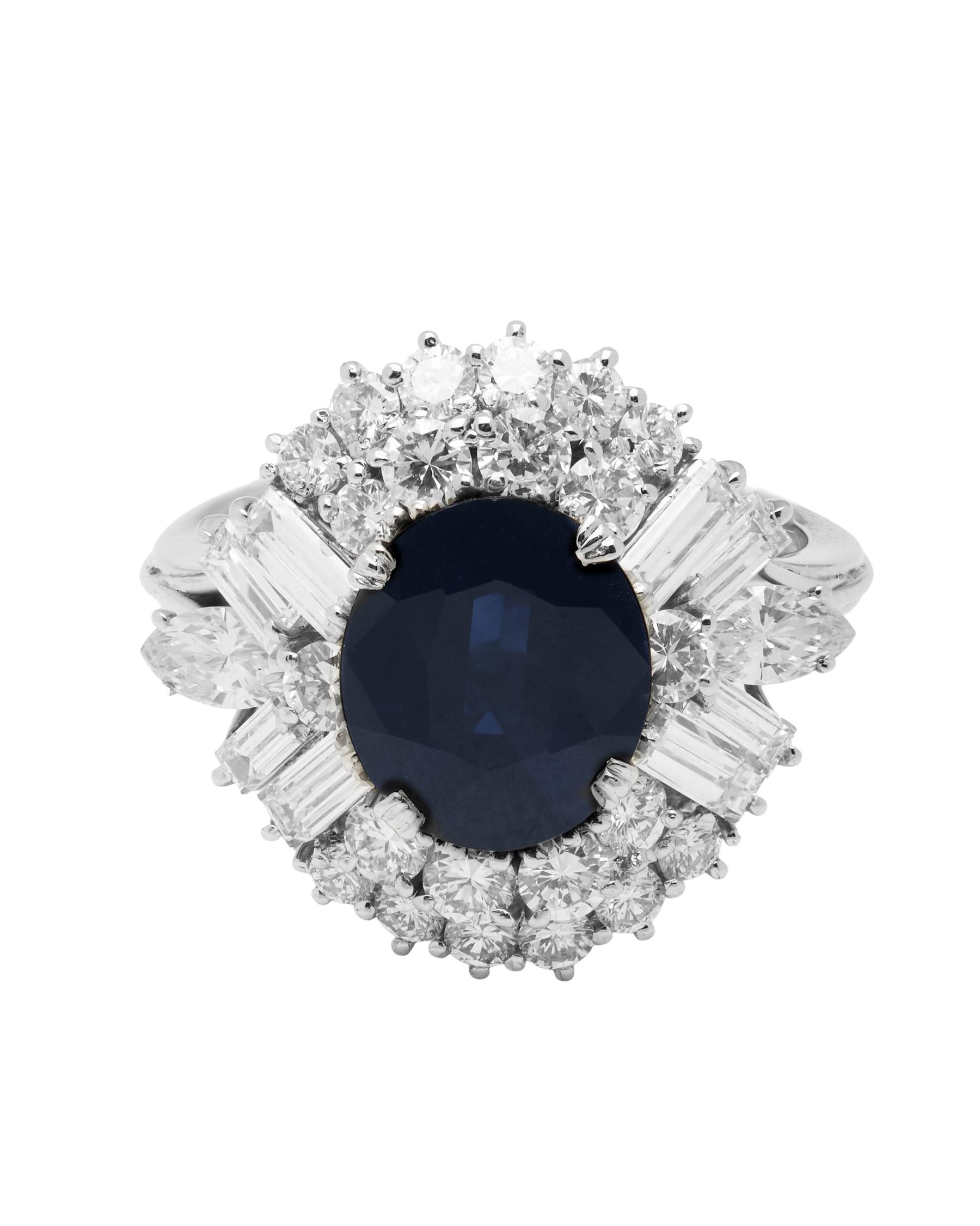 Anello in oro bianconcon zaffiro centrale e doppio giro di diamanti round e fantasy-1