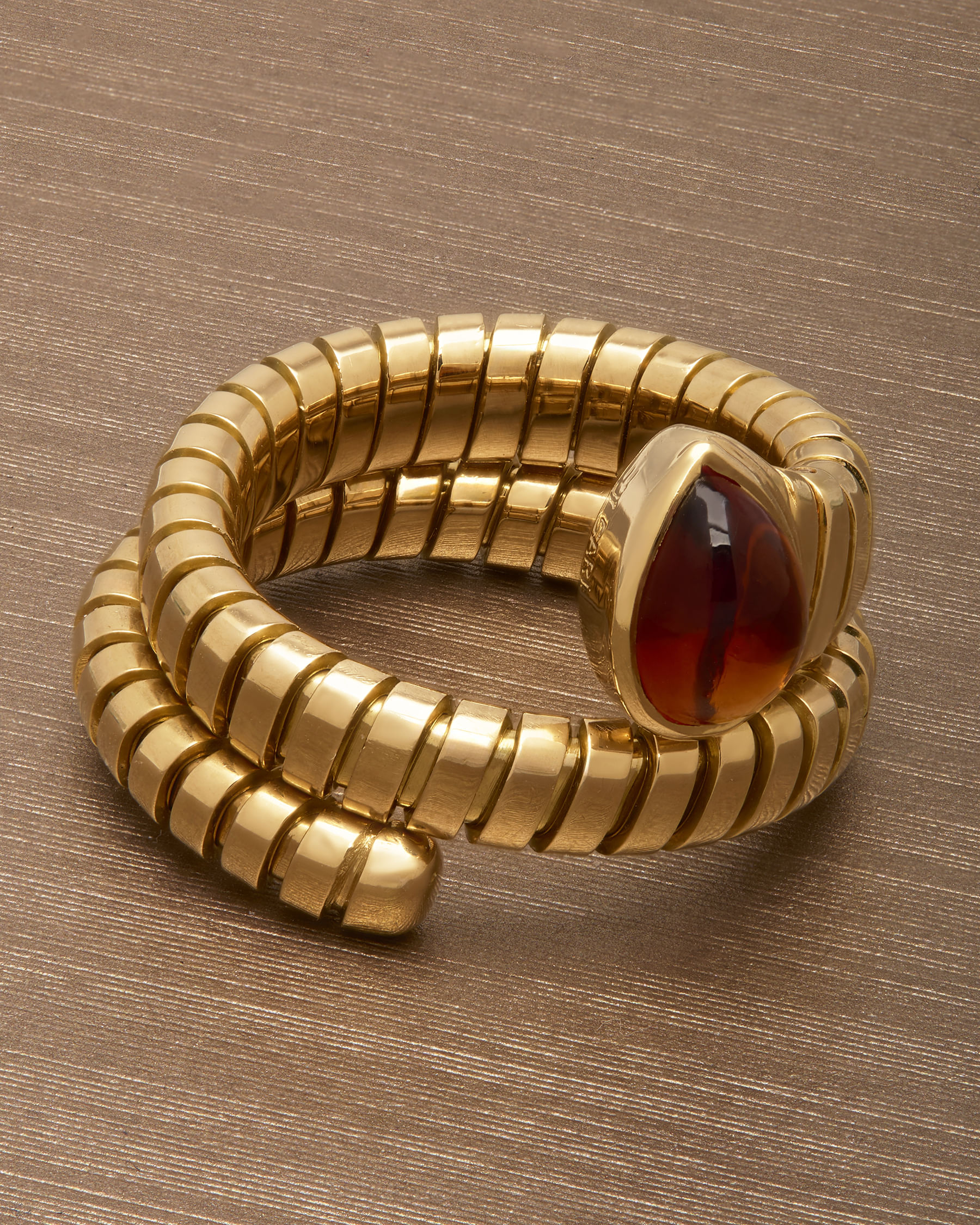 Anello bulgari tubogas serpente in oro giallo e topazio cabochon-4