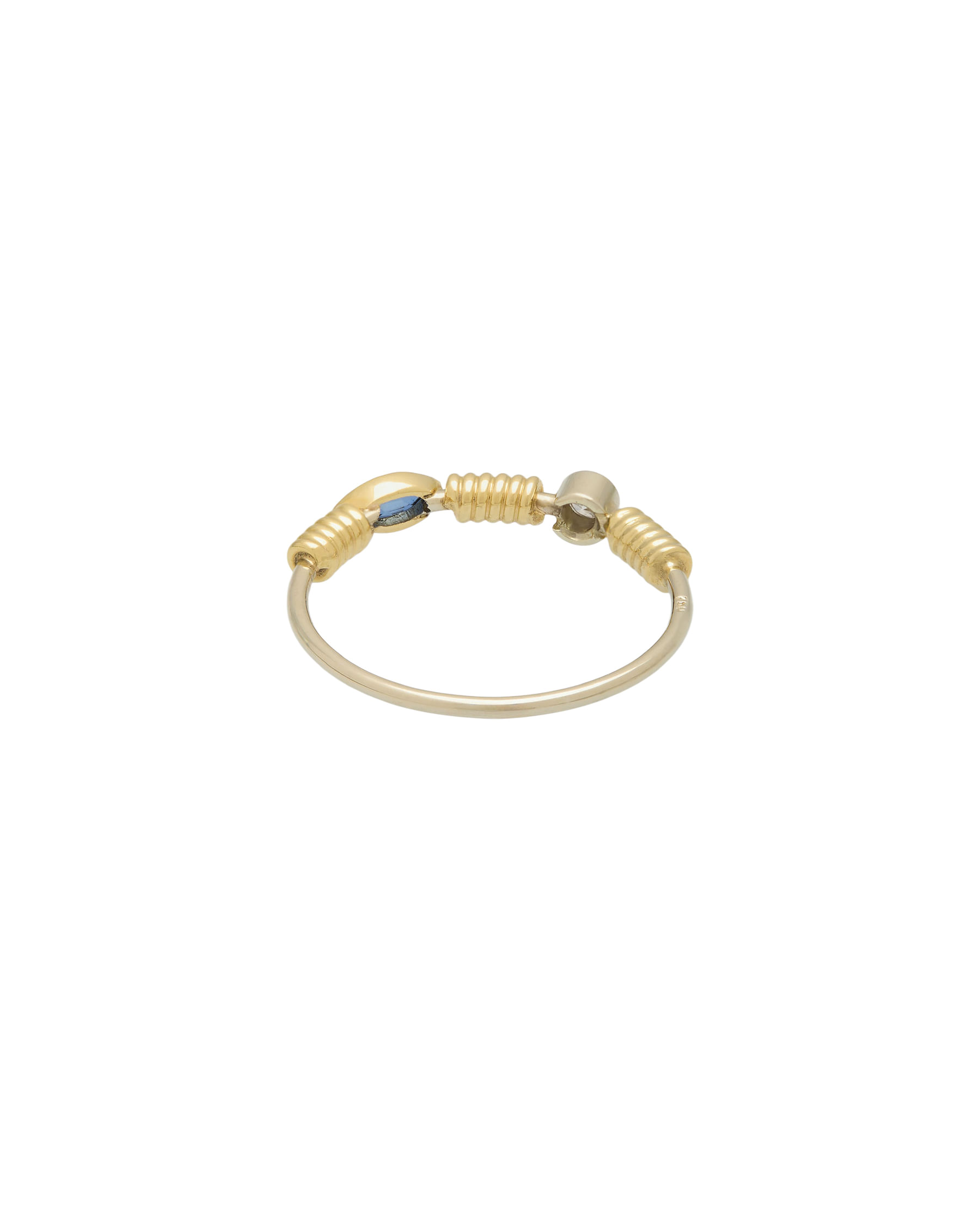 Anello oro bianco con elementi spirale in oro giallo con diamante e zaffiro-3