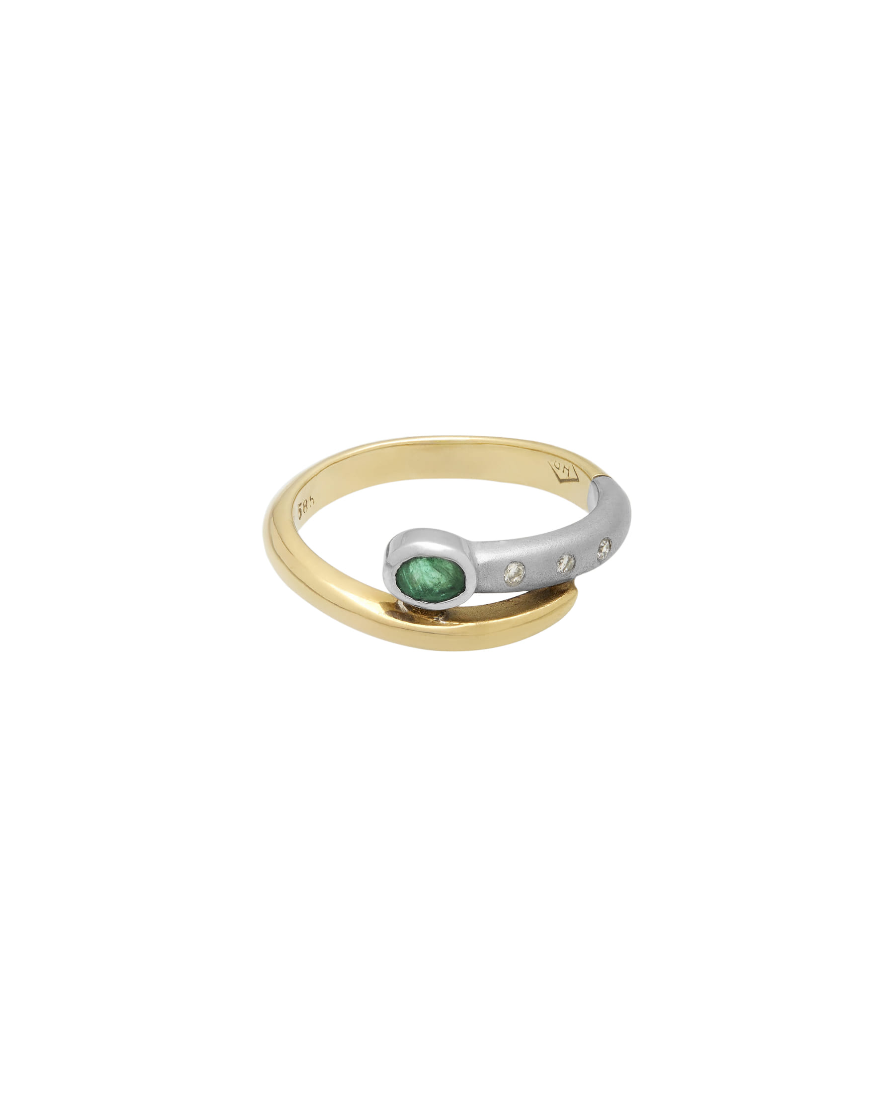 Anello 14 kt in oro giallo lucido e oro bianco satinato con diamanti e smeraldo-1