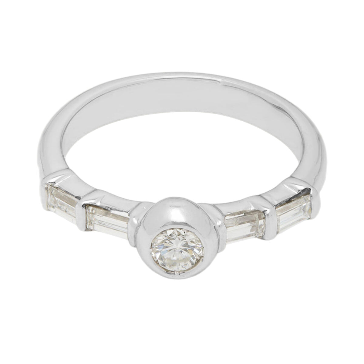 Anello solitario con diamante centrale con 4 diamanti laterali taglio baguette-1