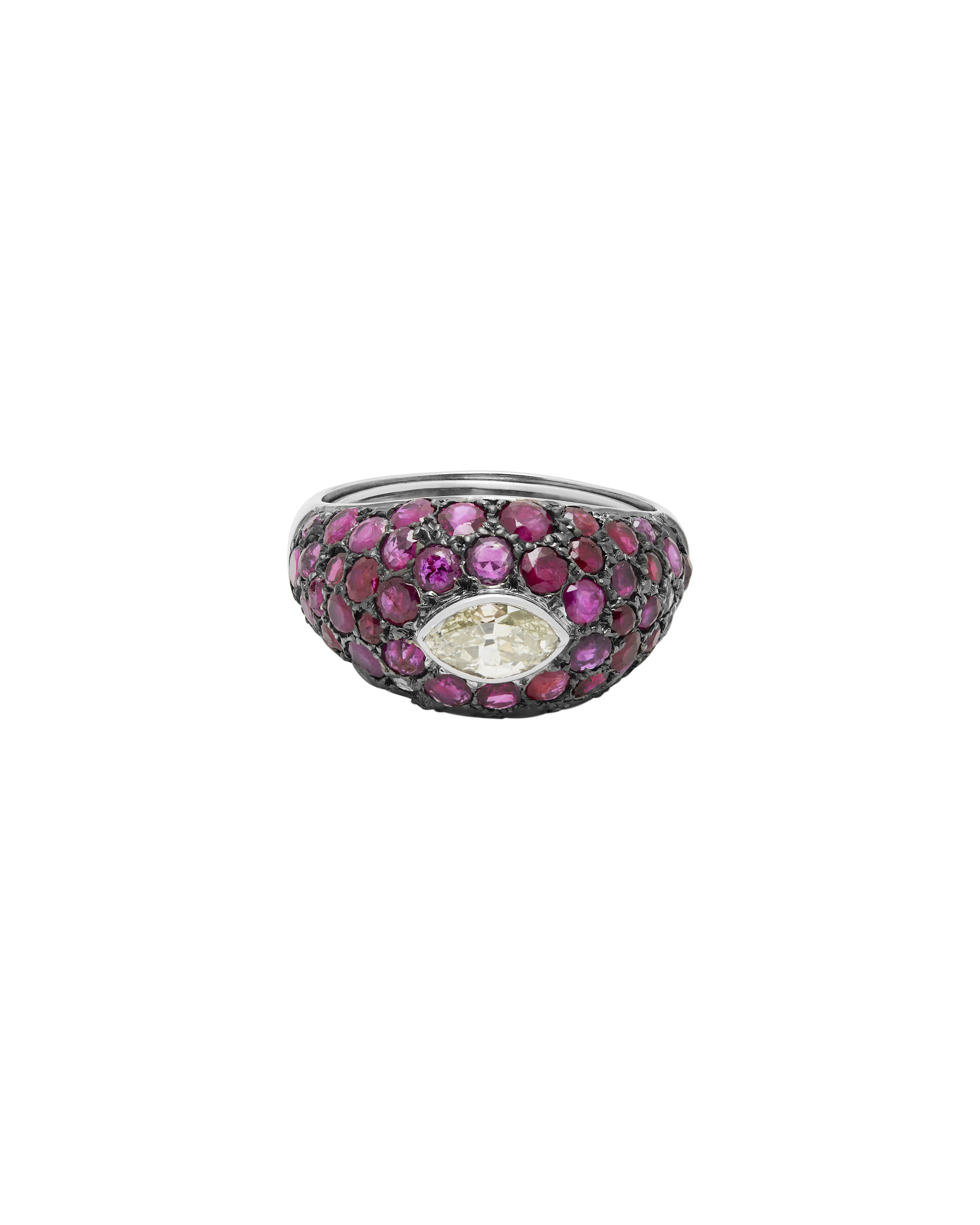 Anello fascia in oro bianco brunito con pavè di zaffiri rosa e diamante marquise-1