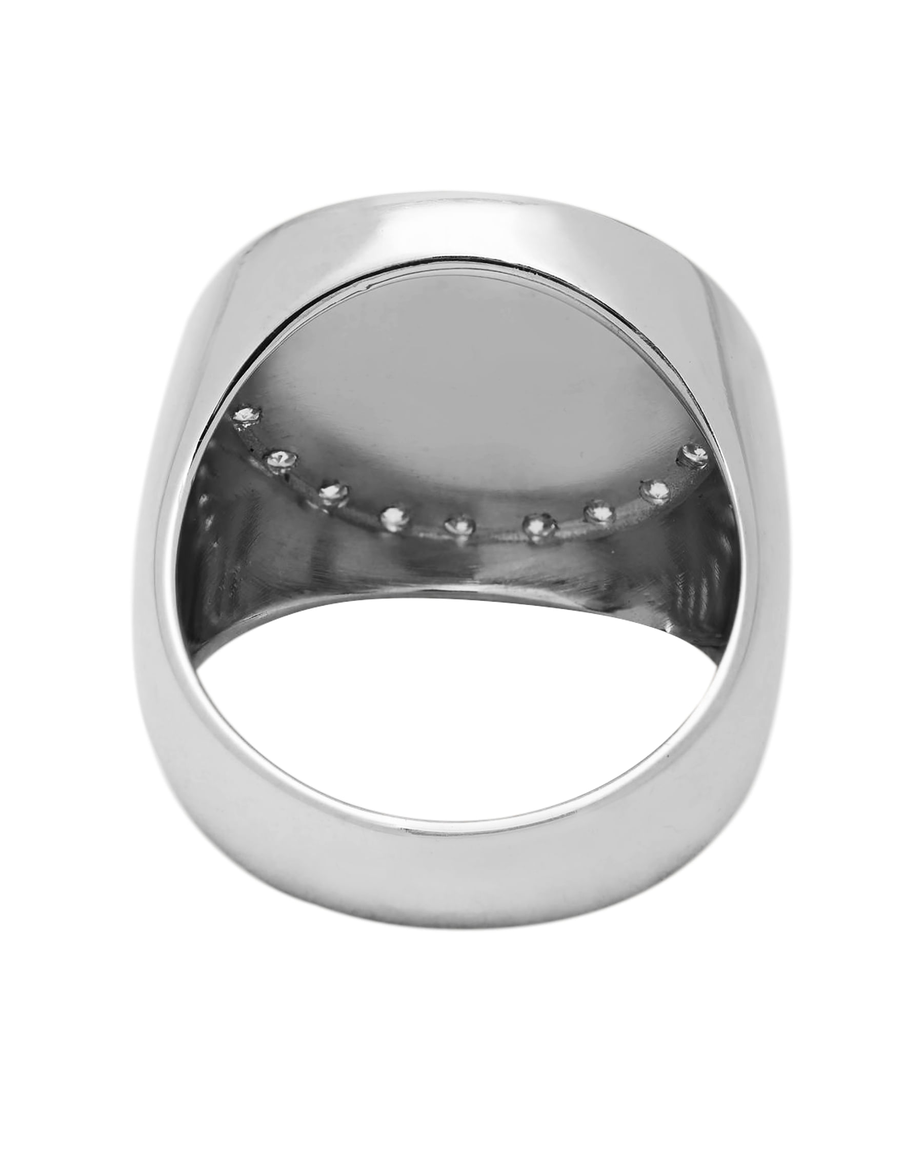 Anello sigillo in oro bianco con giro di diamanti-3