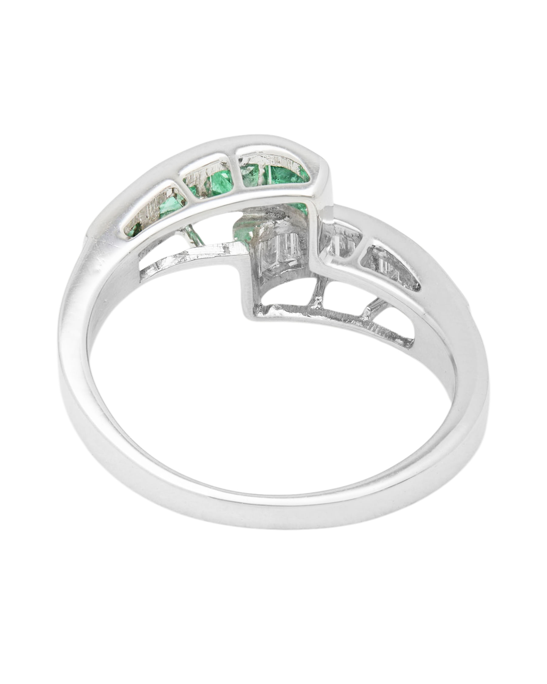 Anello contrariè in oro bianco con smeraldi e diamanti fantasy-3