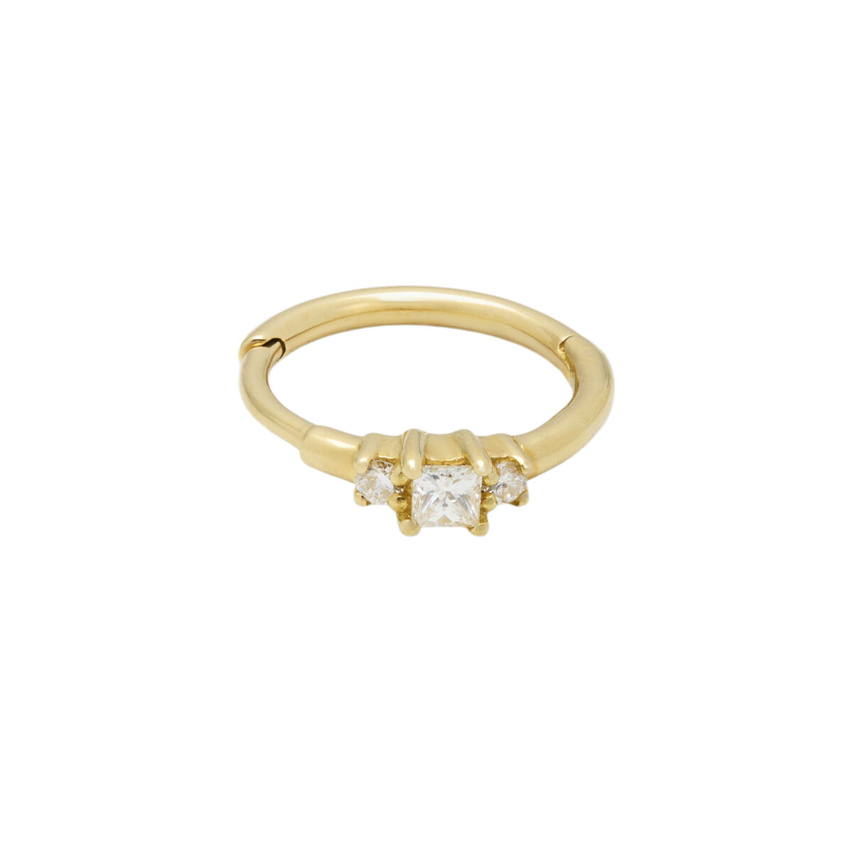 Orecchino cerchietto singolo in oro giallo con diamanti round e princess-1