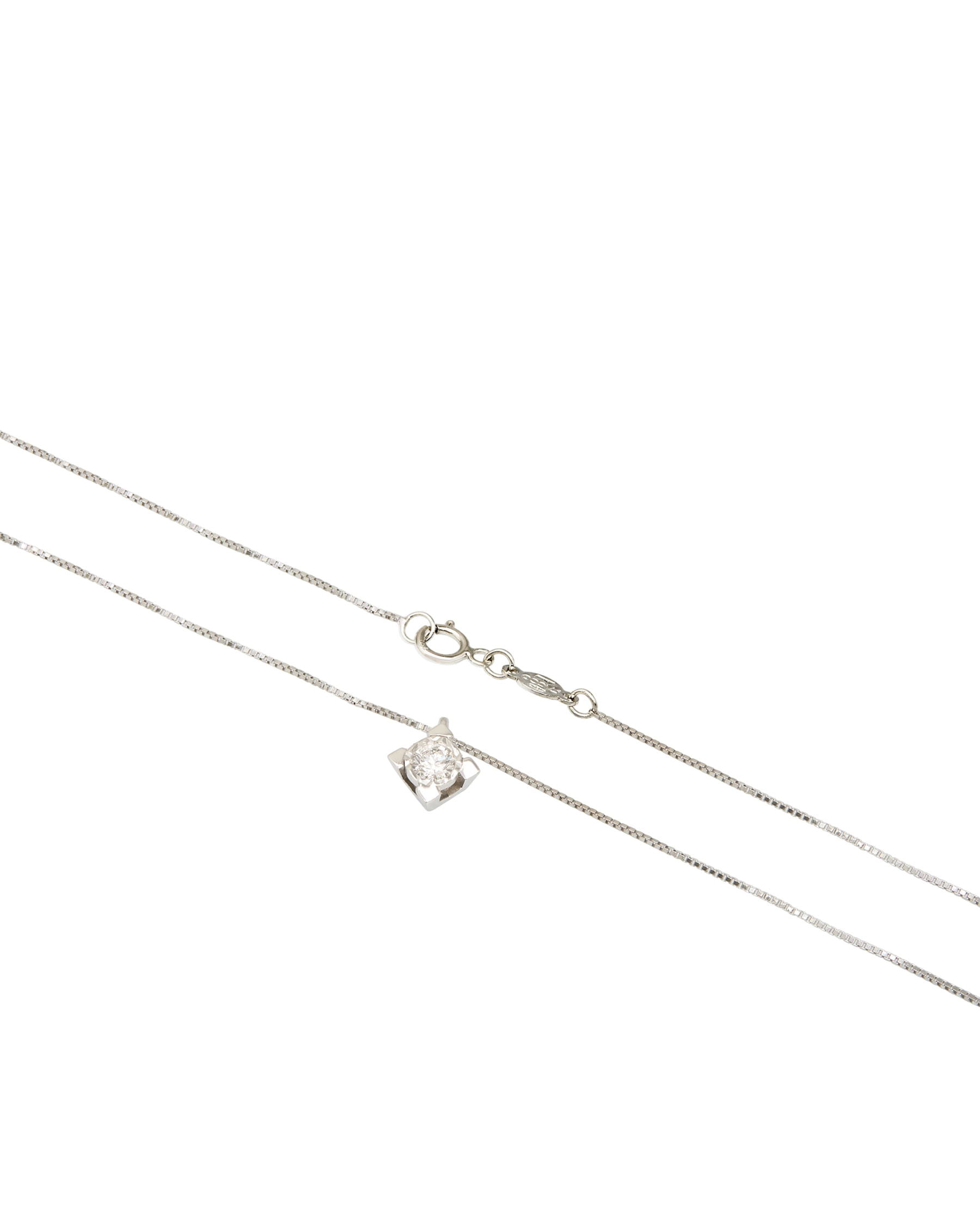 Catenina punto luce in oro bianco con castone tornito a rombo e diamante 0,16 ct-2