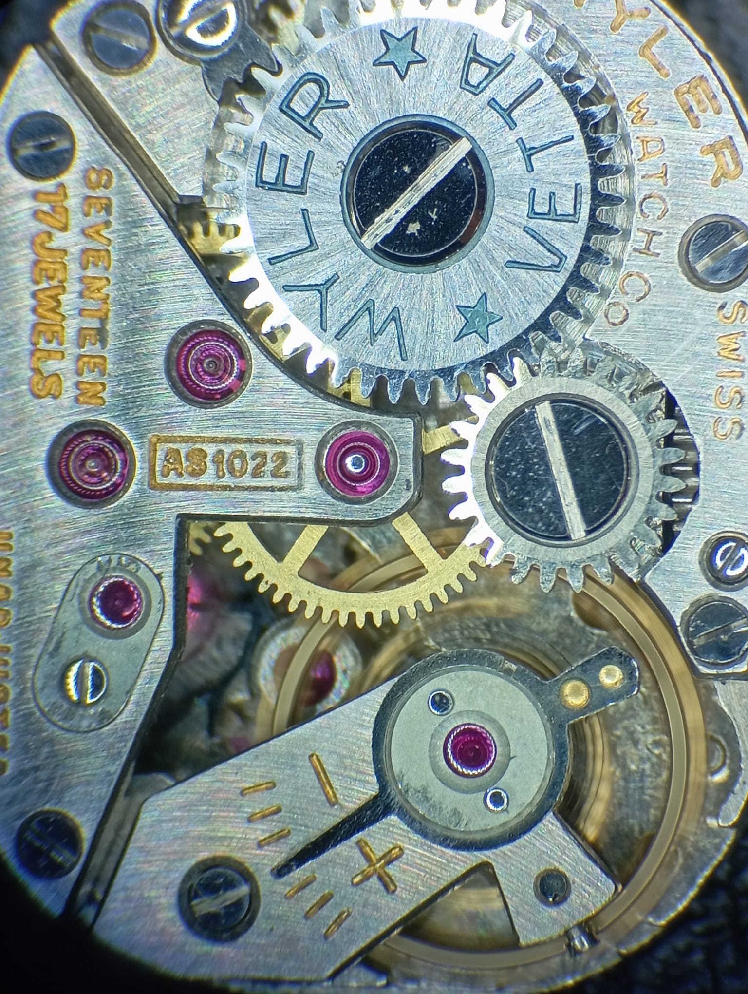 Wyler vetta vintage jewellery watch 18kt manual-6