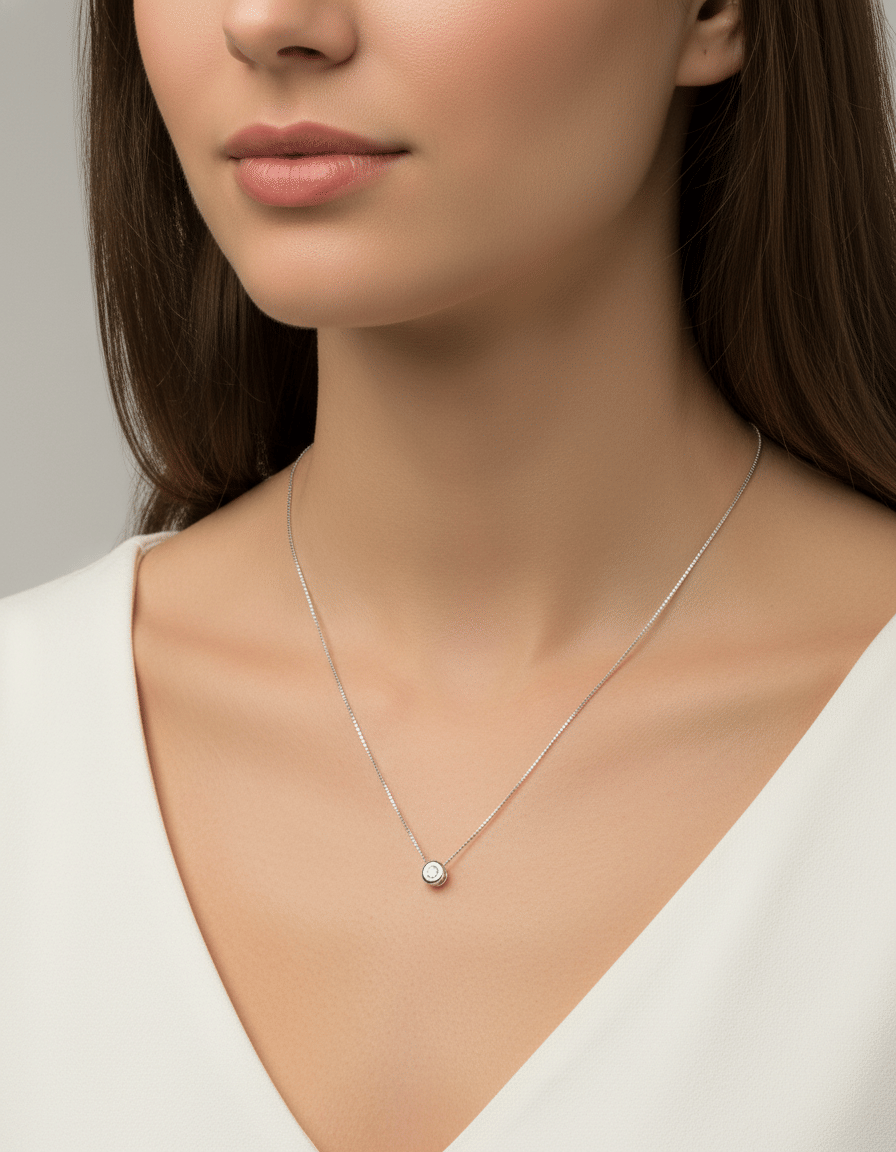 Catenina in oro bianco punto luce con castone cipollino 0,02 ct-3