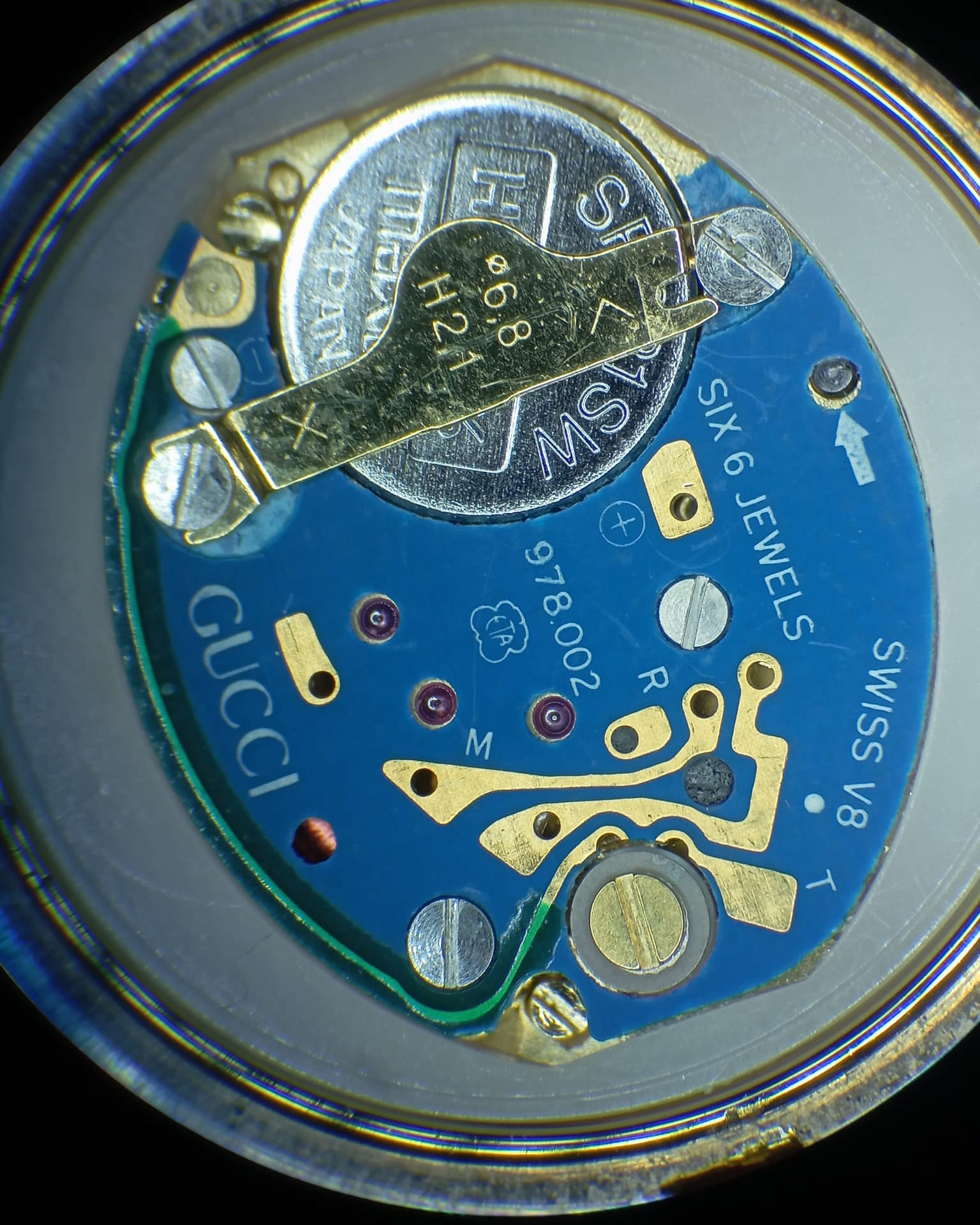 Gucci change bezel 11/12 quartz ladies-5