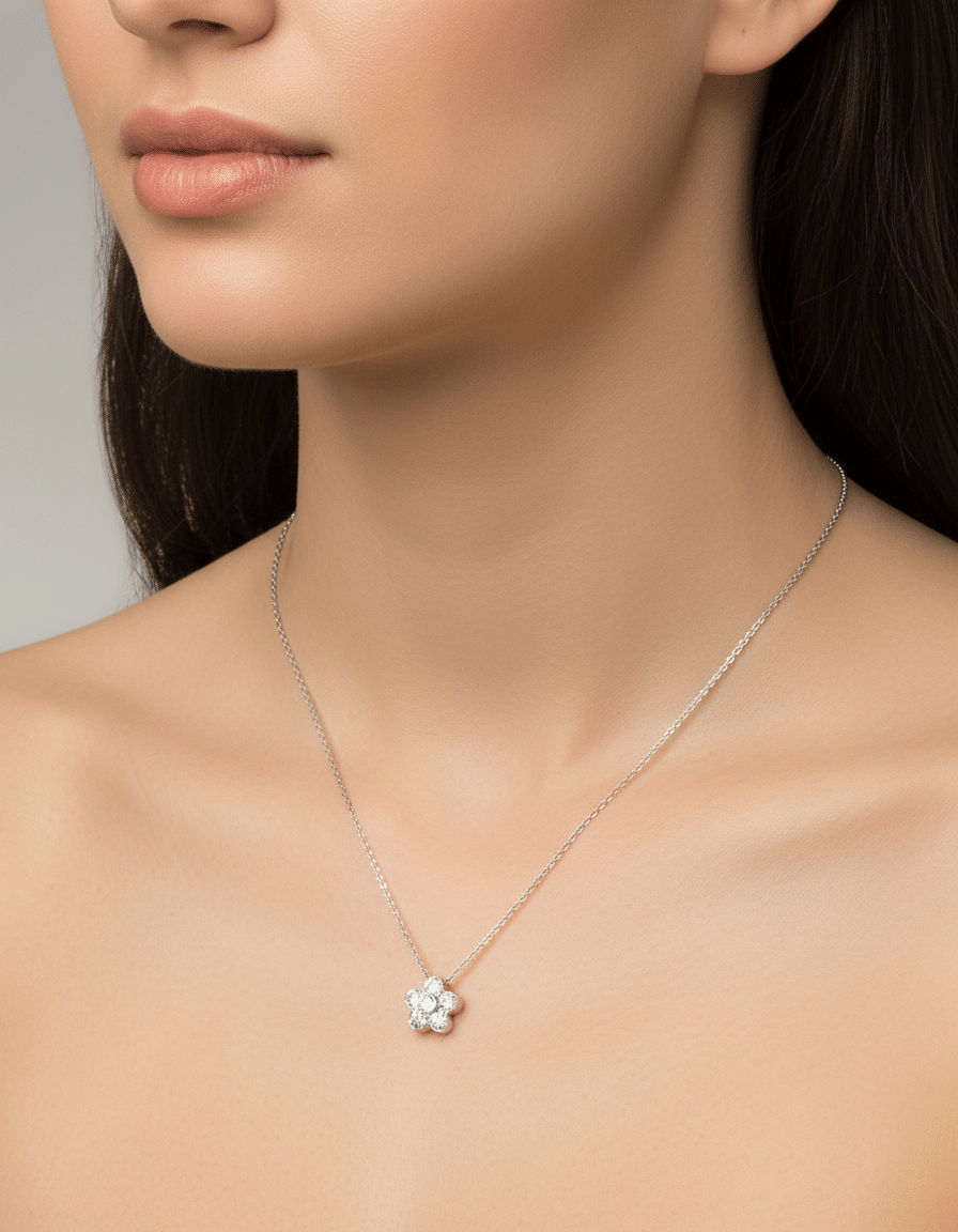 Collana con ciondolo fiore e diamanti in oro bianco 18 kt-3