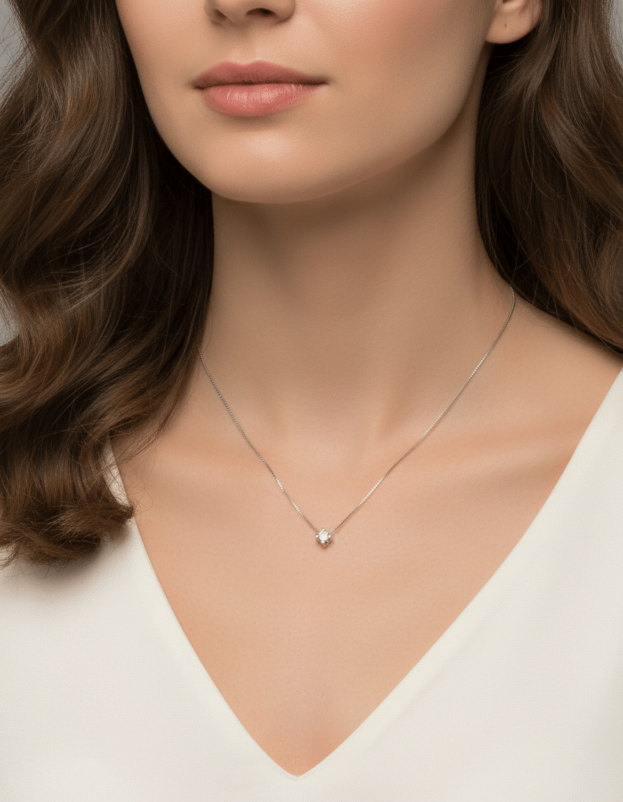 Catenina puntoluce in oro bianco con diamante 0,10 ct-3