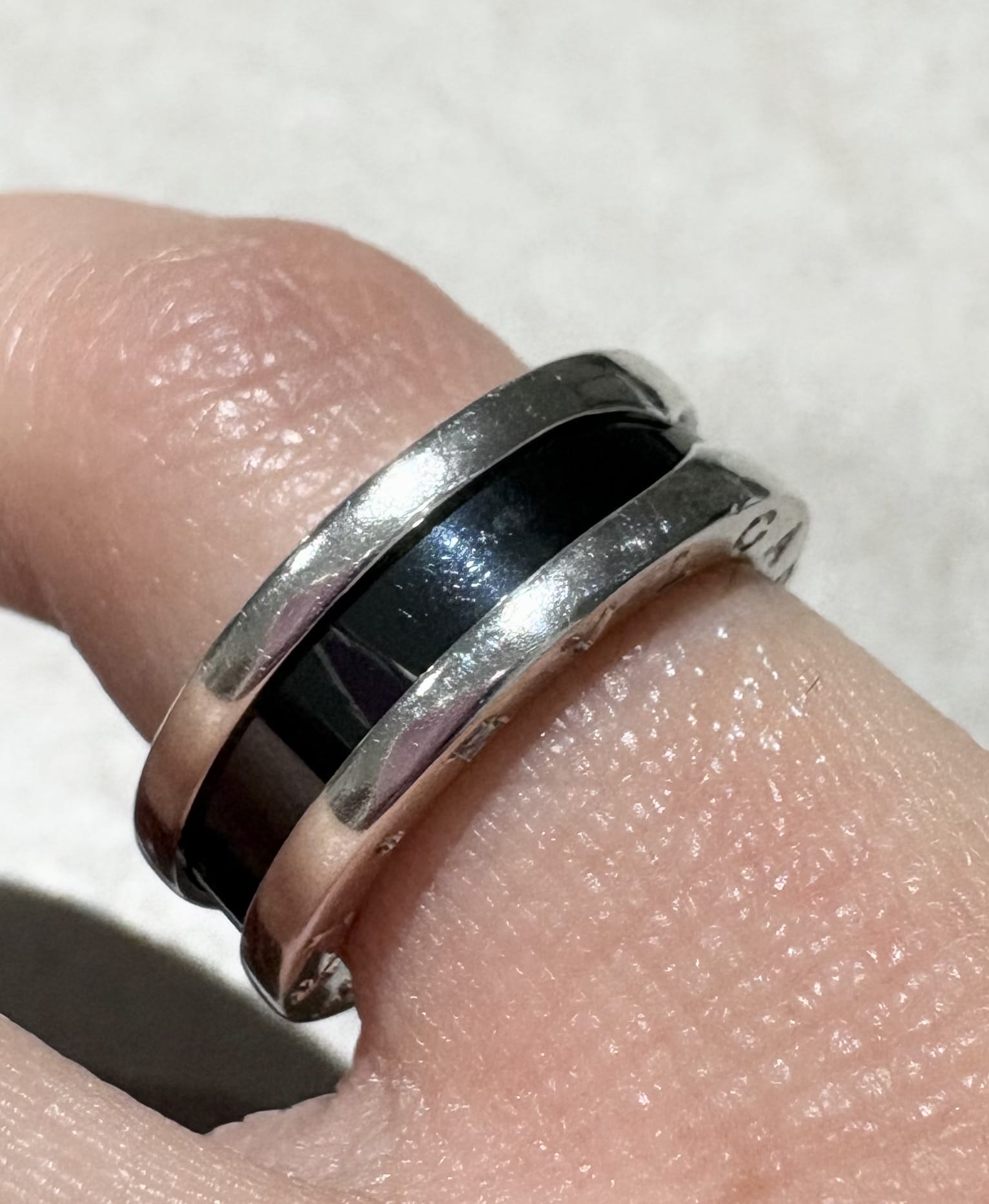 Anello bulgari b01 save the children in argento e ceramica nera-3