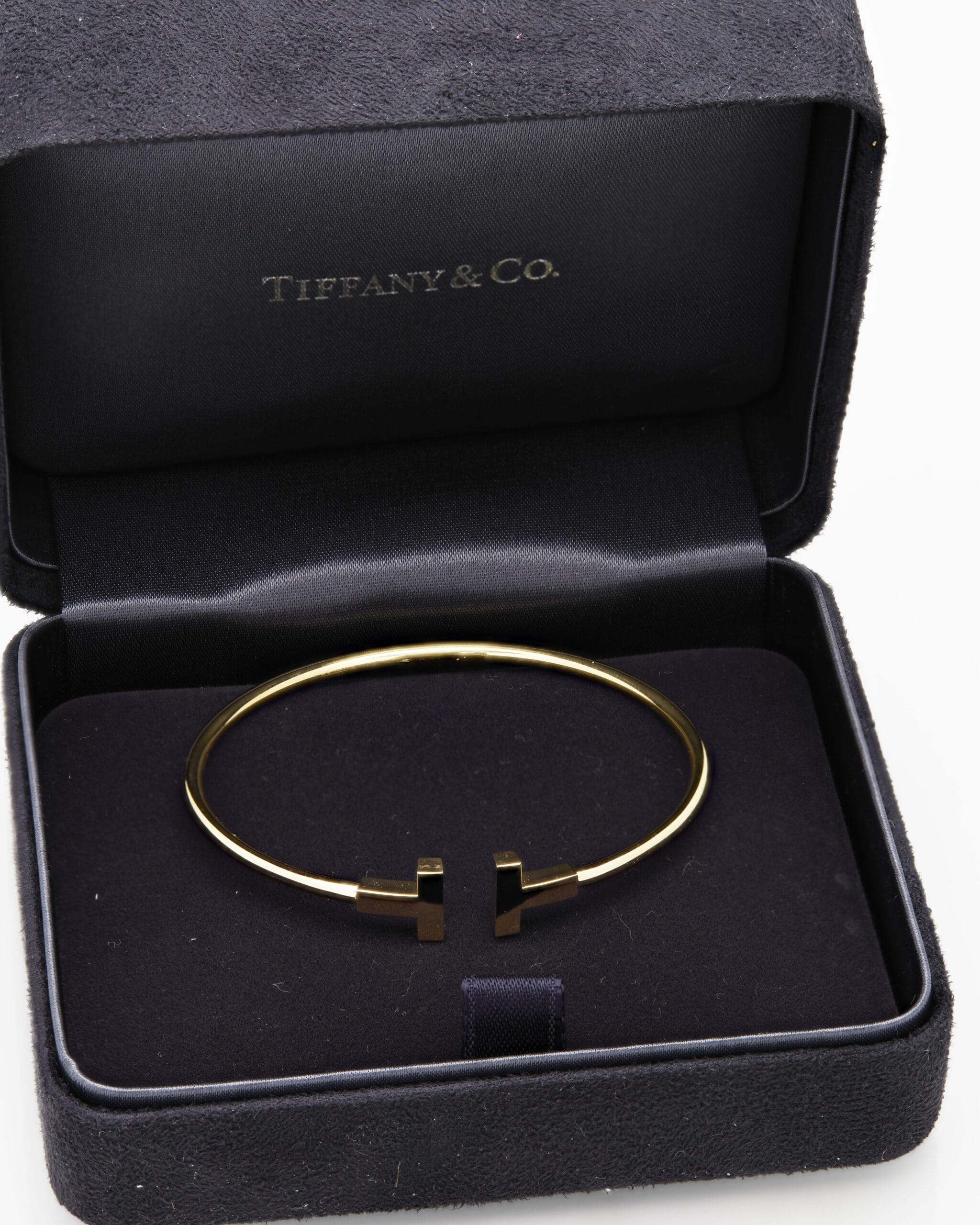 Bracciale tiffany collezione t wire in oro giallo-3