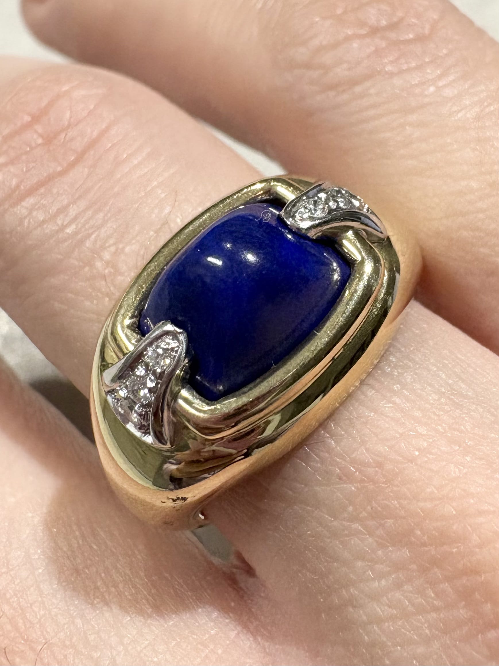 Anello in oro giallo e bianco con lapis e diamanti-4