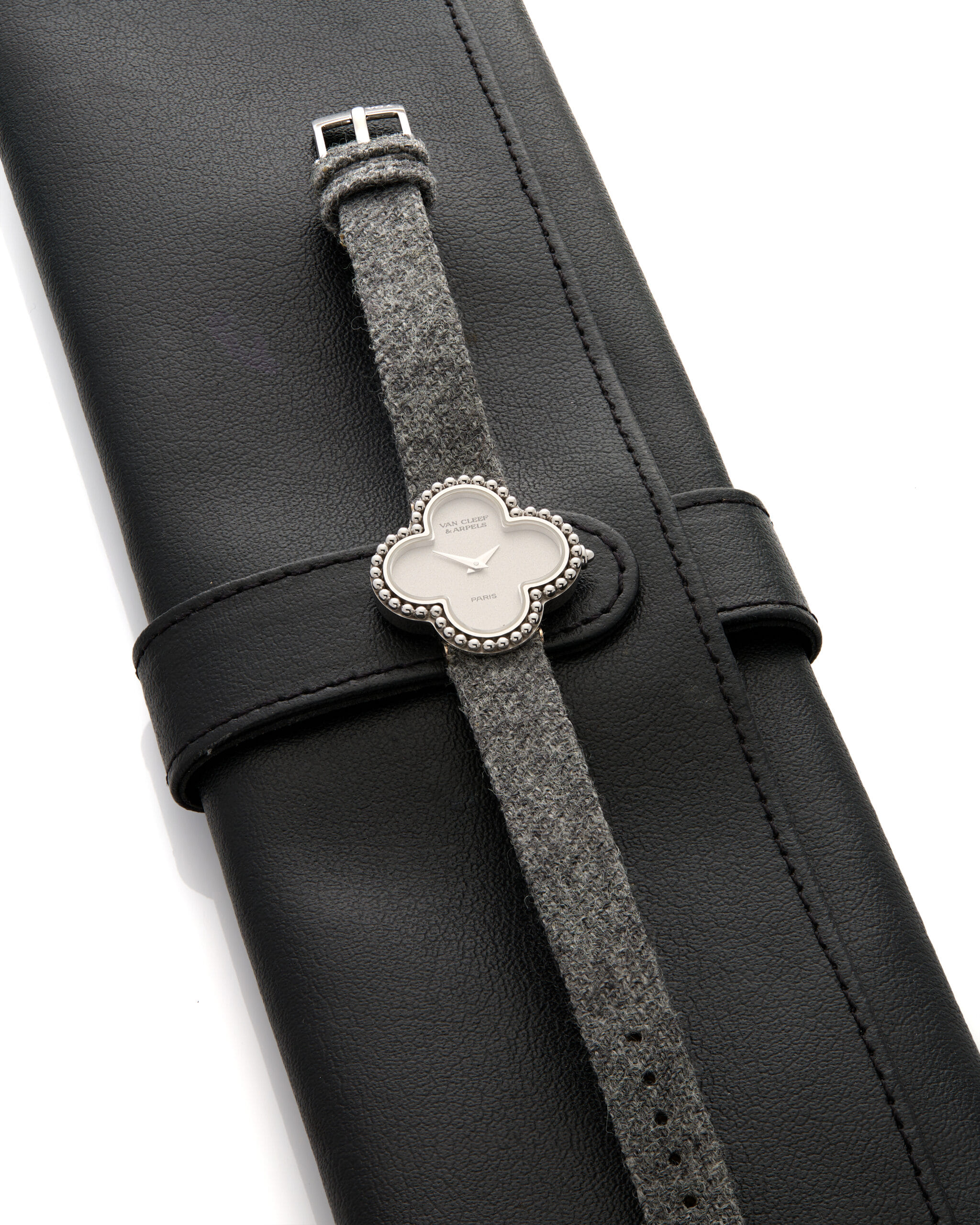 Van cleef & arpels alhambra white gold 25 mm-8