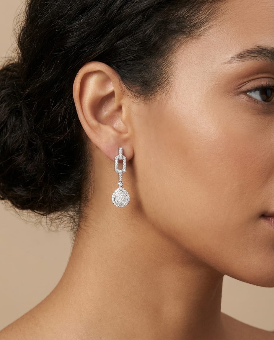 Orecchini pendenti con goccia oro bianco e diamanti-3