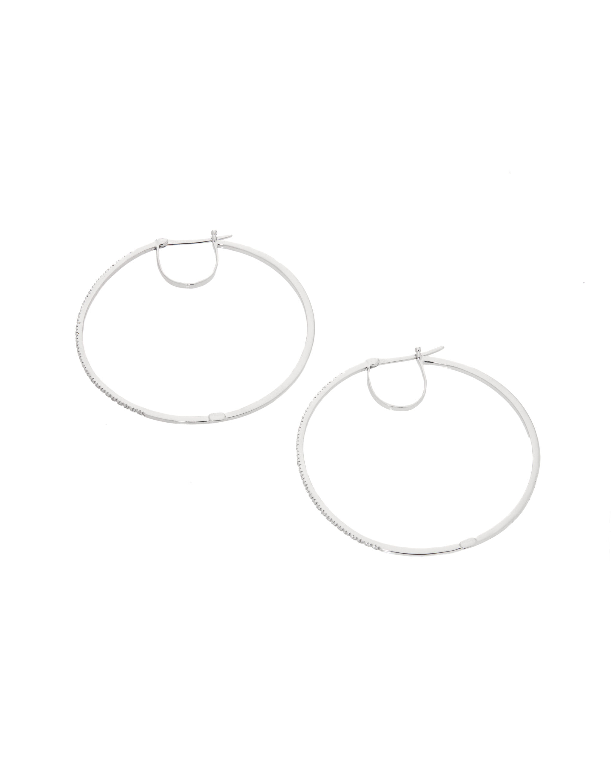 Orecchini cerchio grandi oro bianco e diamanti-2