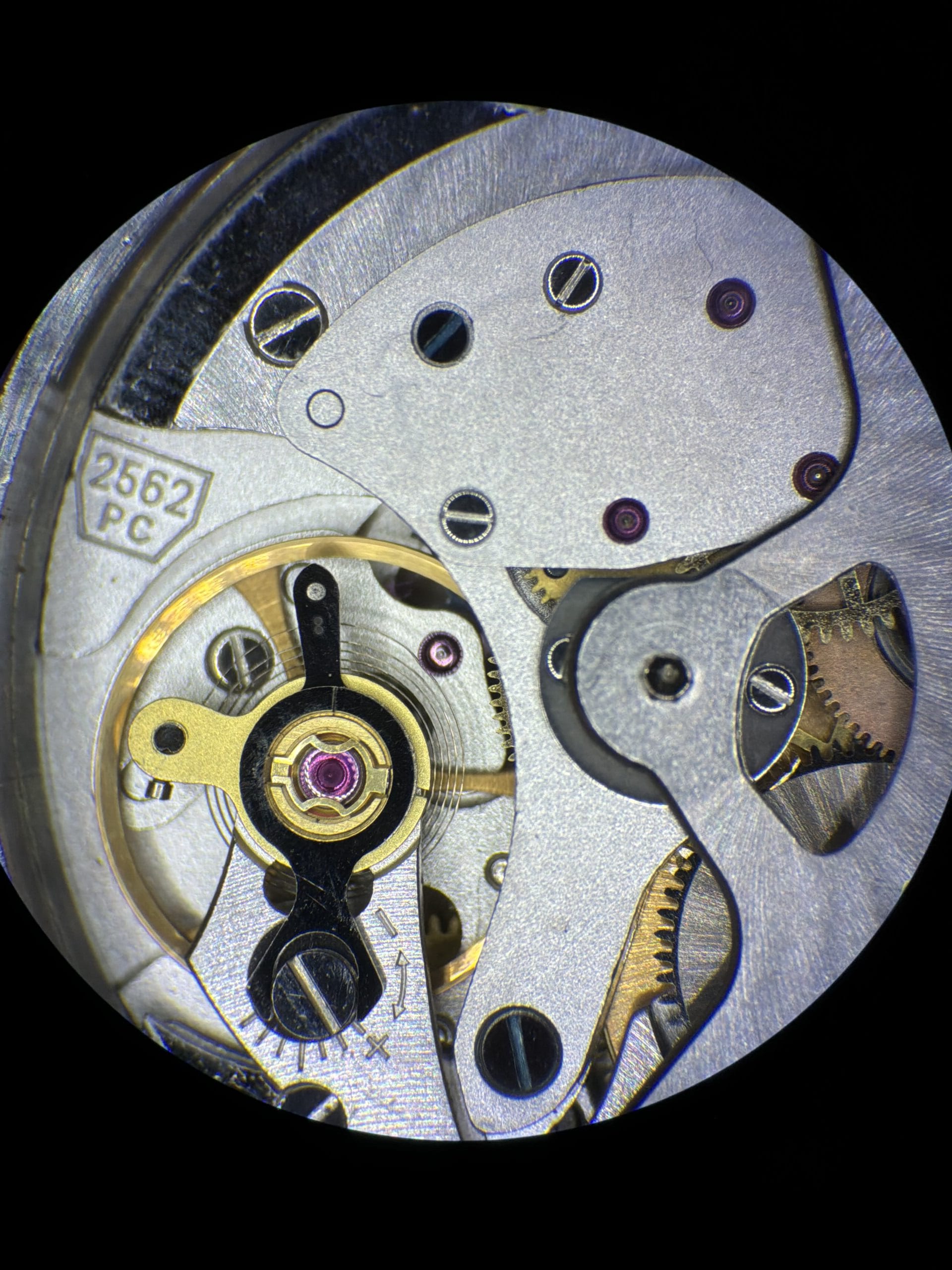 Zenith defy automatic date 38 mm cal 2562-7