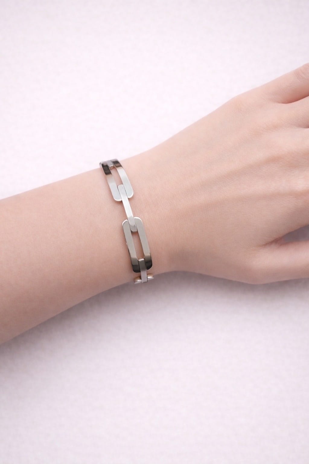 Bracciale maglia paperclip in oro bianco satinato e lucido-3