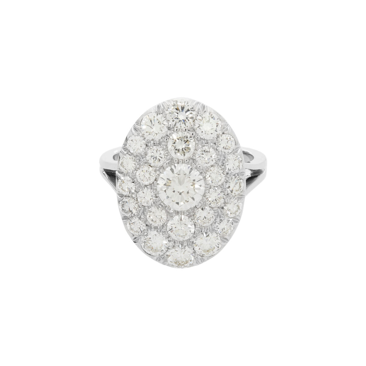 Anello in oro bianco ovale con pavé di diamanti-1