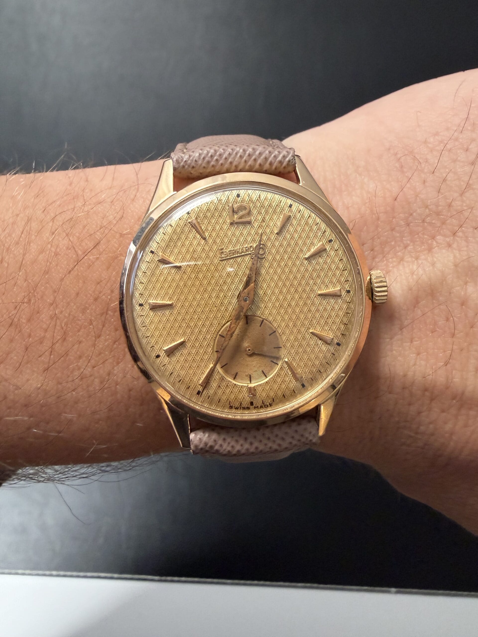 Eberhard & co. oversize 18k guilloche’ dial 36mm cal 13000-9