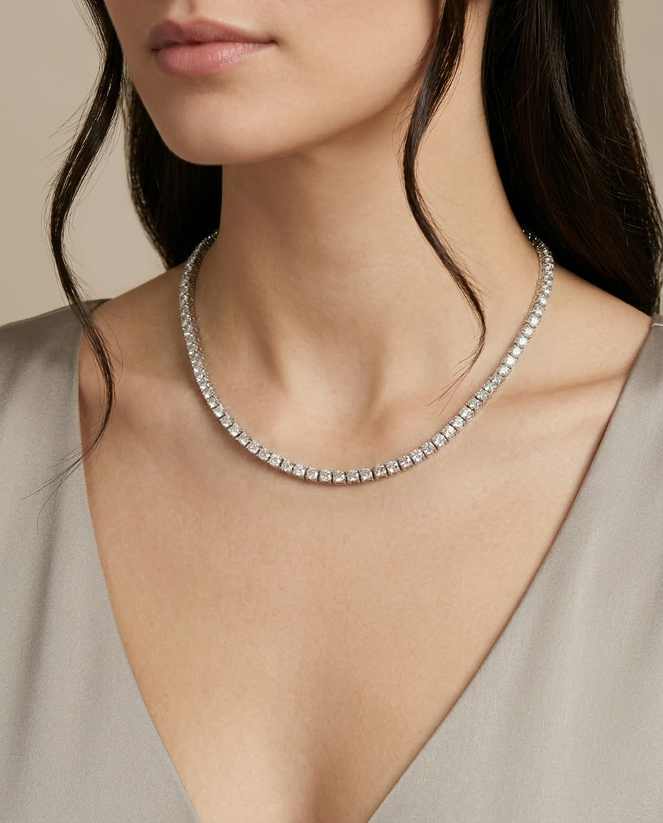 Collana tennis oro bianco e diamanti-3