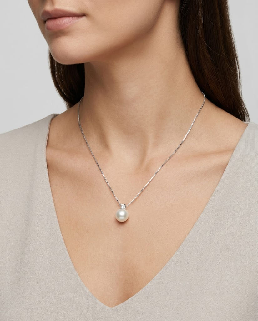 Catenina in oro bianco con diamante e perla 8,3 mm-3