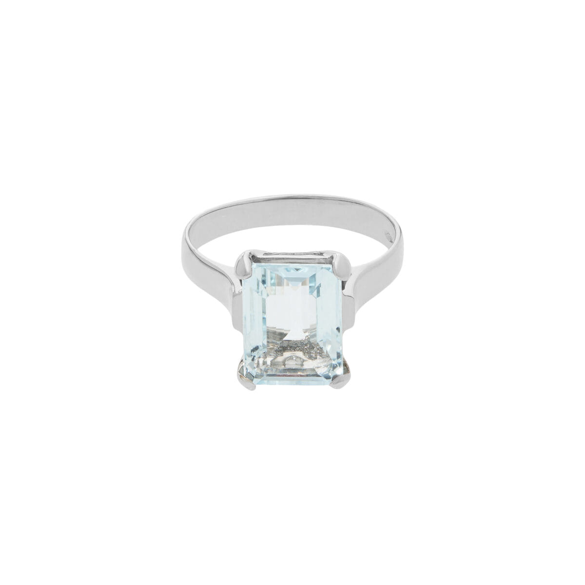 Anello in oro bianco con acquamarina taglio smeraldo-1