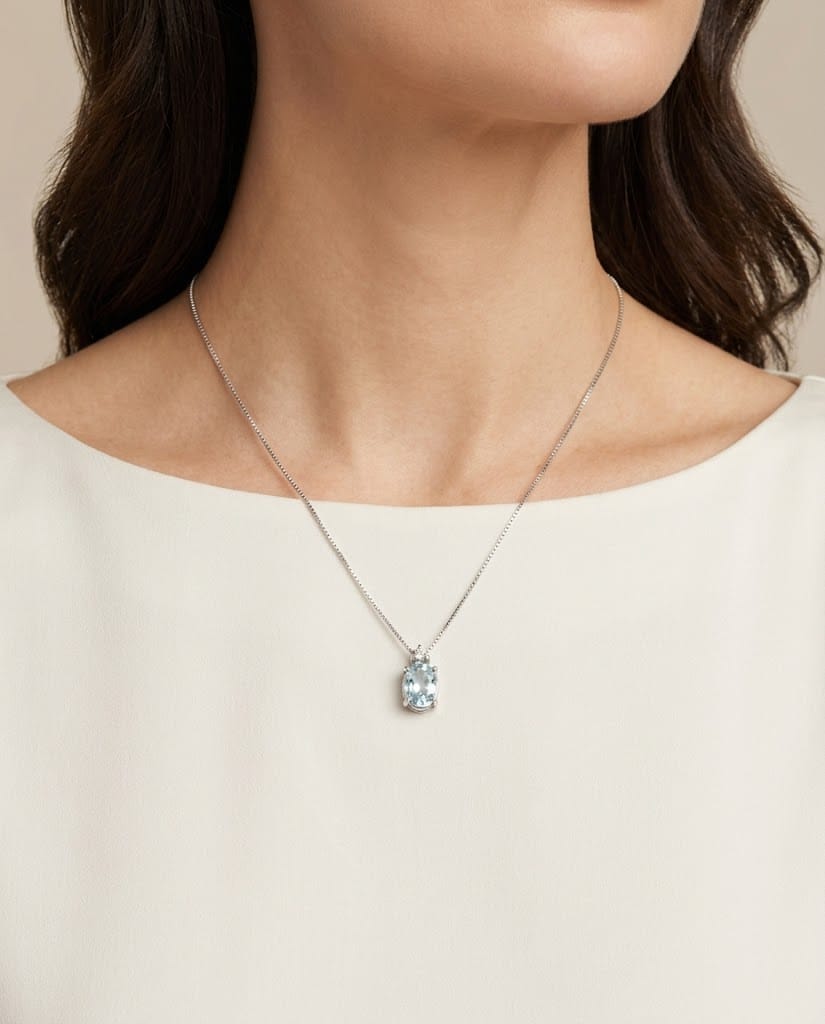 Catenina in oro bianco con pendente acquamarina e diamante-3