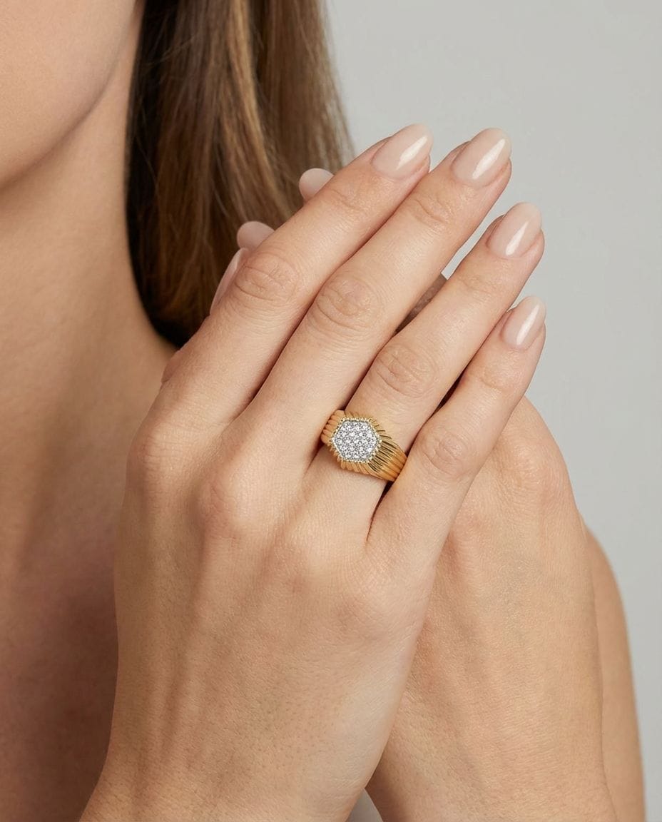 Anello tartellette in oro giallo e bianco con pavé di diamanti-4