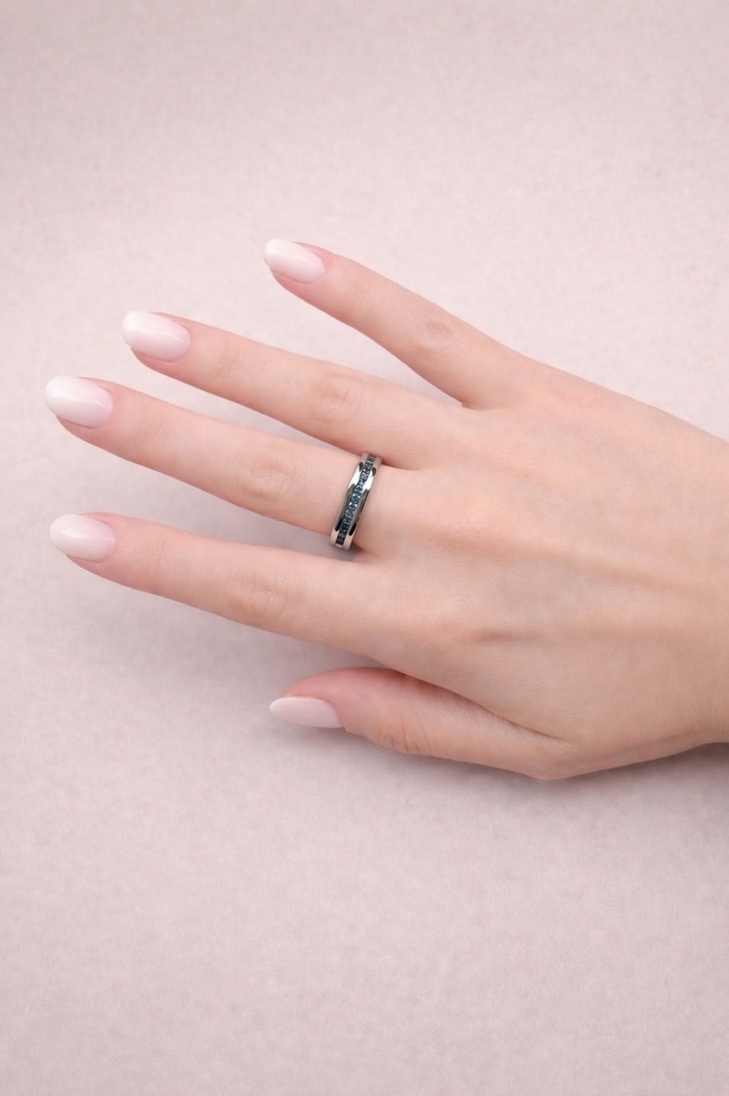 Anello bulgari b.zero1 1 fascia in oro bianco con topazi-3