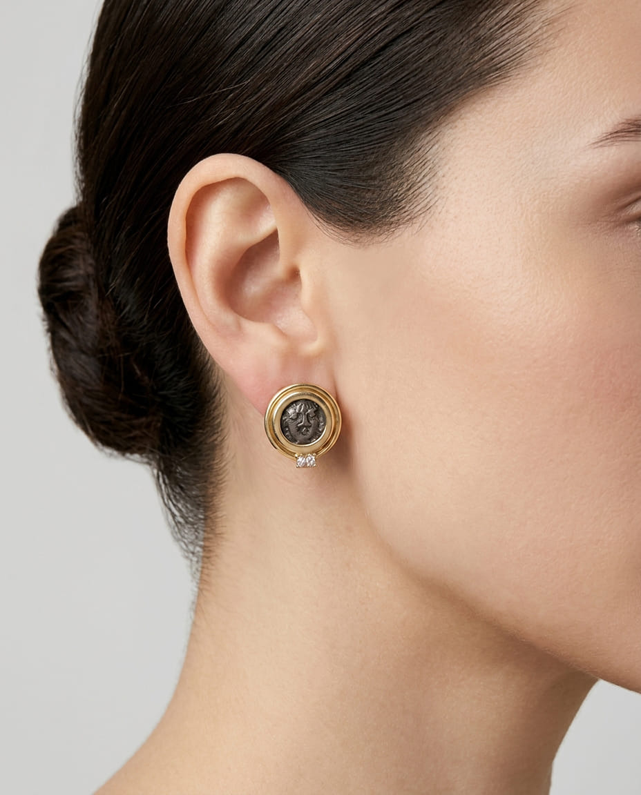 Orecchini bulgari monete in oro giallo e diamanti-3
