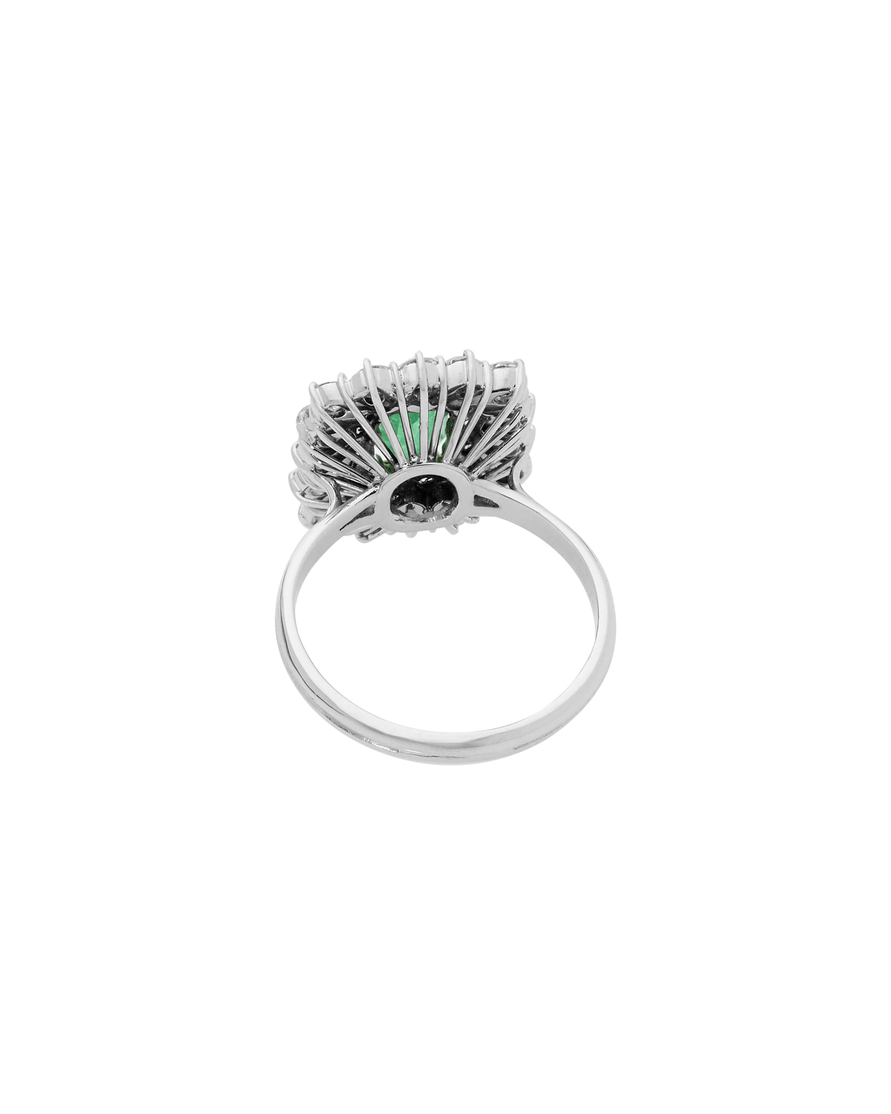 Anello fiore oro bianco con smeraldo centrale e doppio giro di diamanti-3