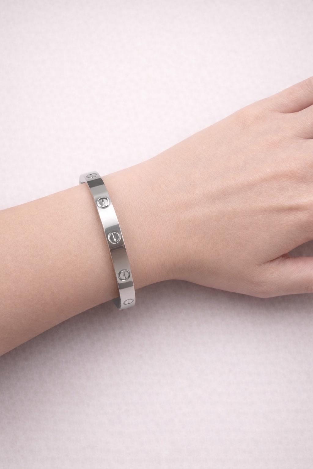 Bracciale cartier love in oro bianco-4