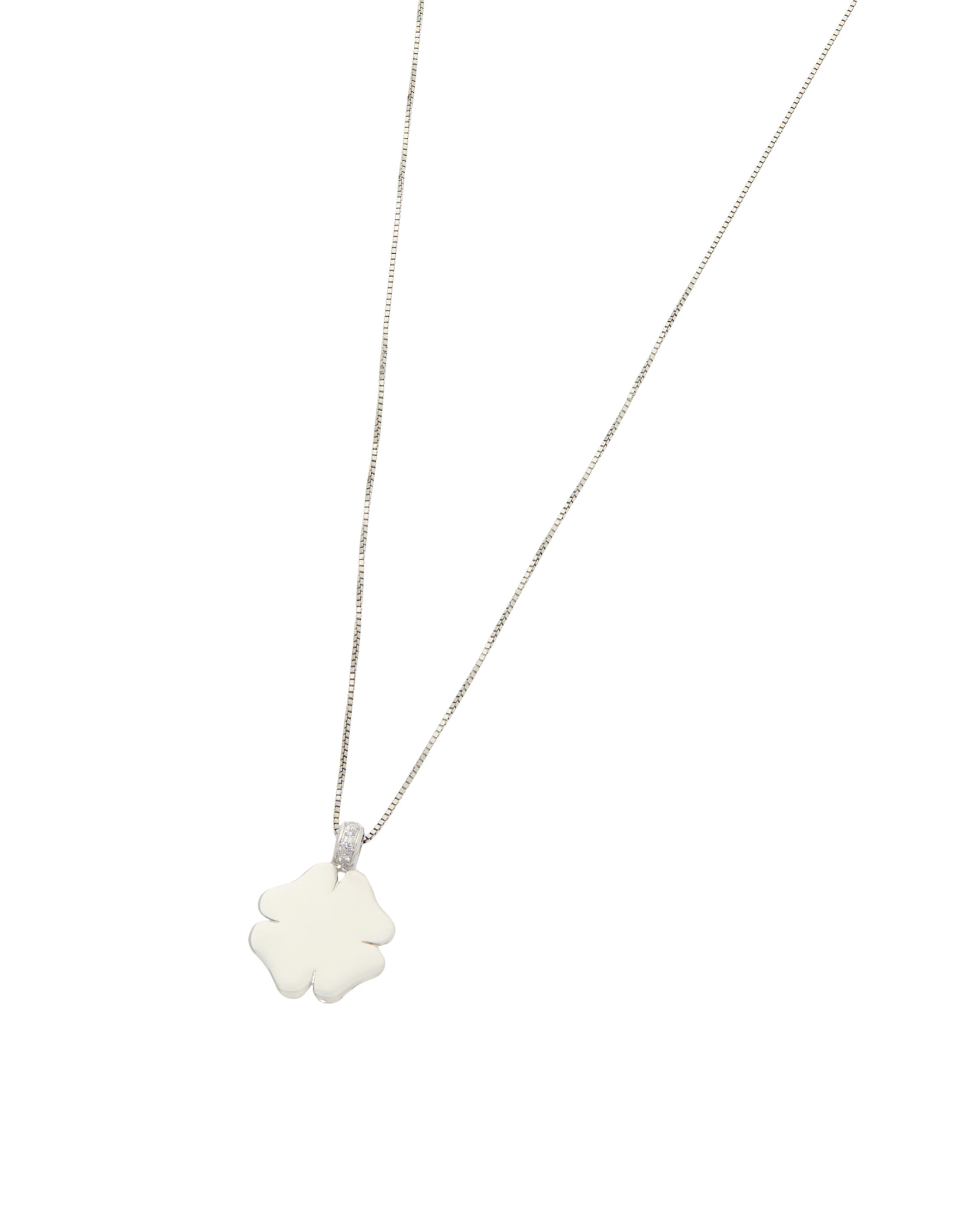 Collana oro bianco e diamanti con pendente quadrifoglio-1