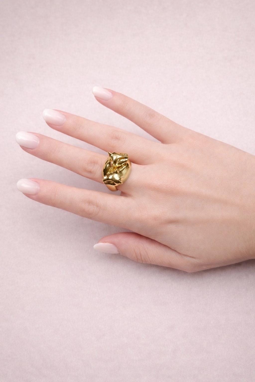 Anello contrarié pantere in oro giallo con diamanti-4