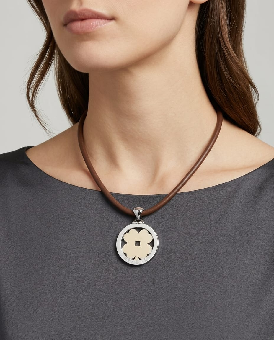 Collana bulgari con ciondolo quadrifoglio in acciaio e oro-3