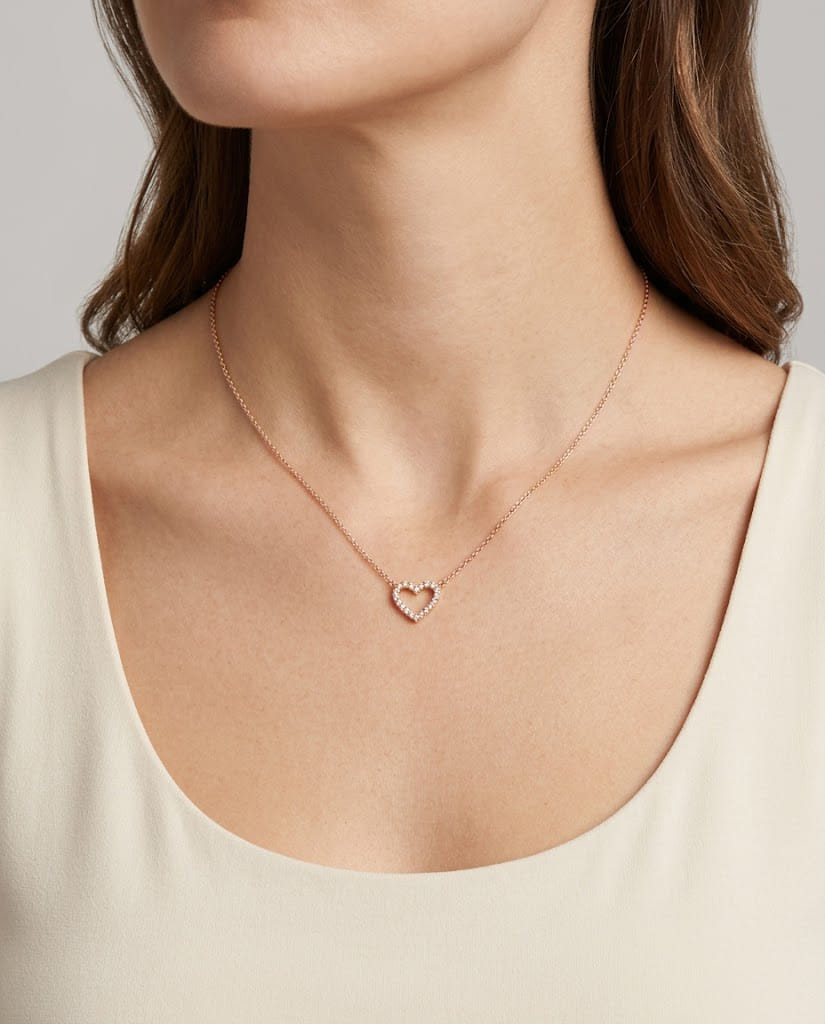 Collana cuore in oro rosa con diamanti-3