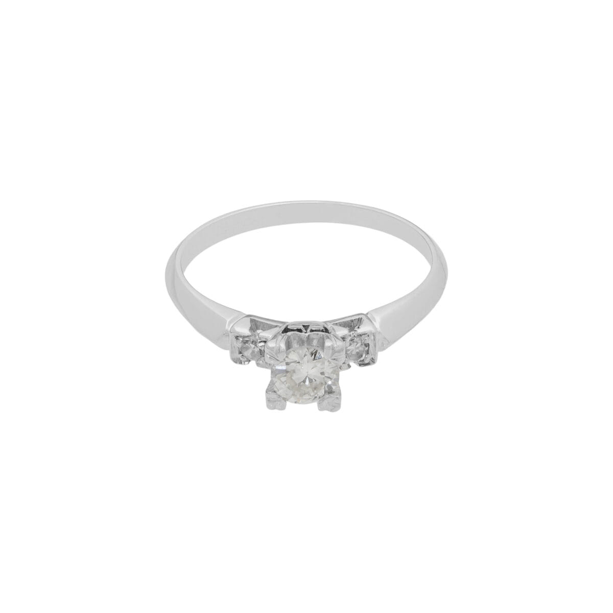 Anello trilogy in platino con diamanti 0,37 ct-1