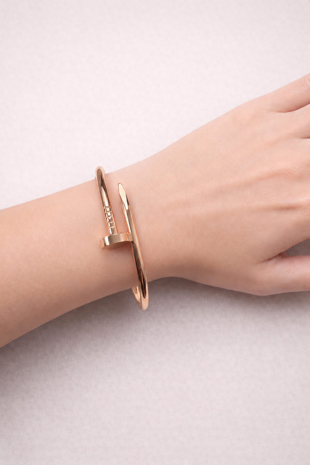 Bracciale cartier juste un clou in oro rosa modello classico-4