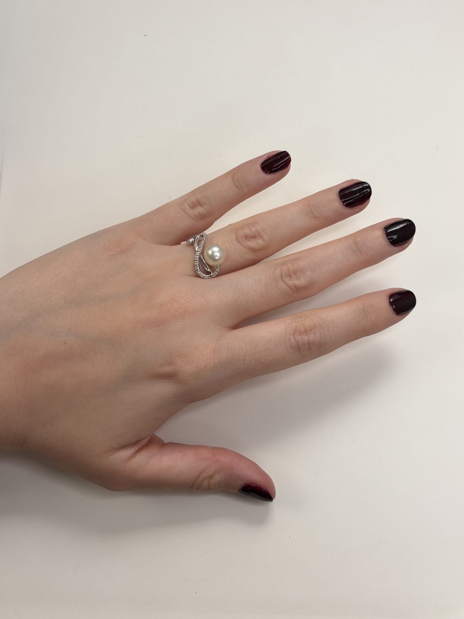 Anello comete oro bianco con diamanti e perla-4